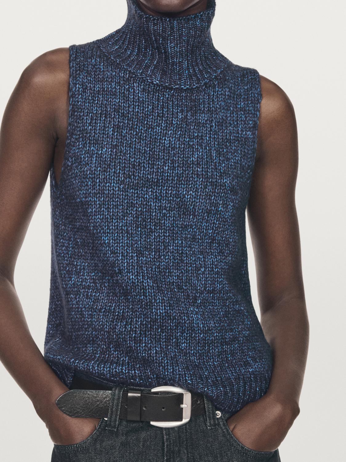 Turtleneck knit vest