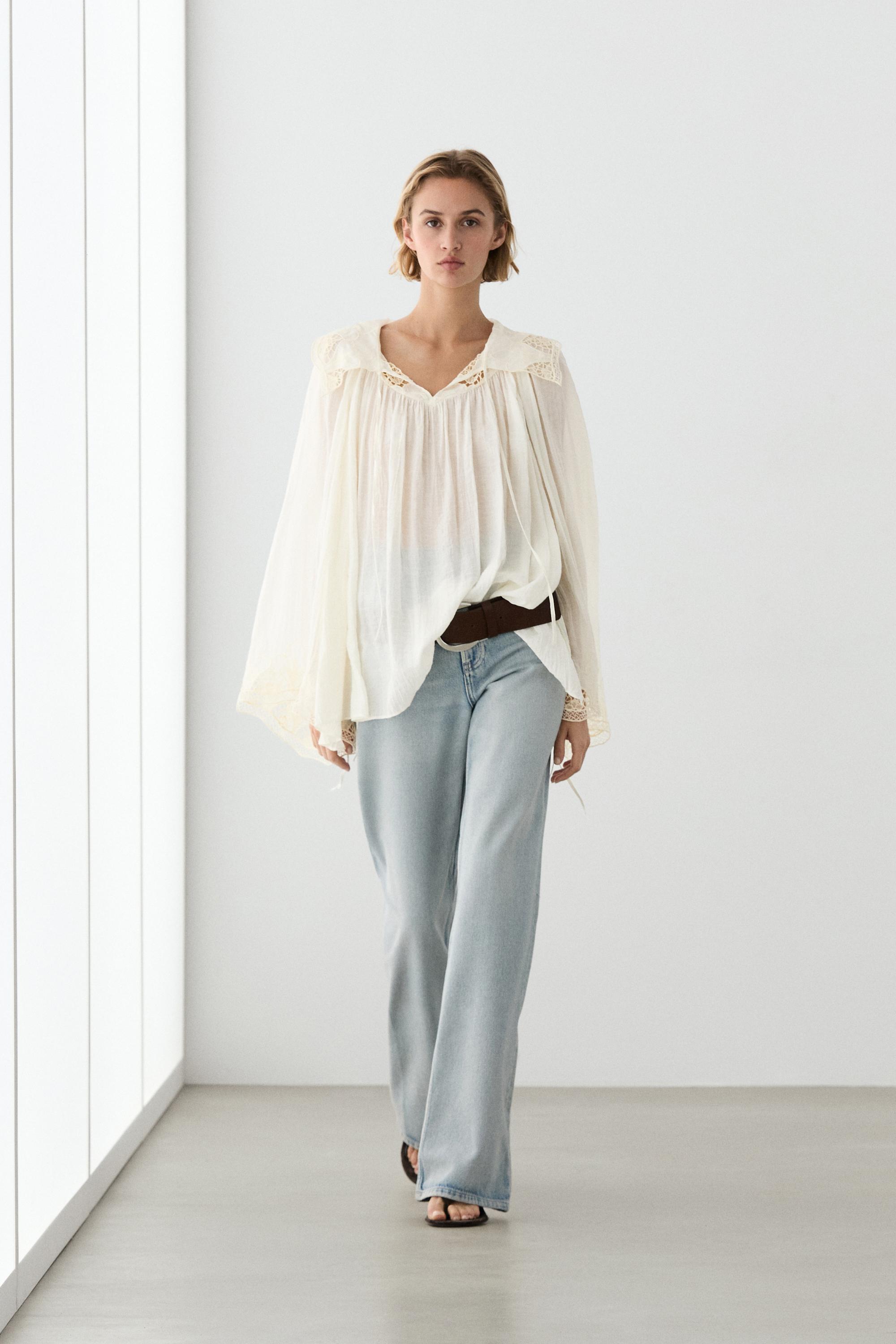 Blusa fluida detalle bordados