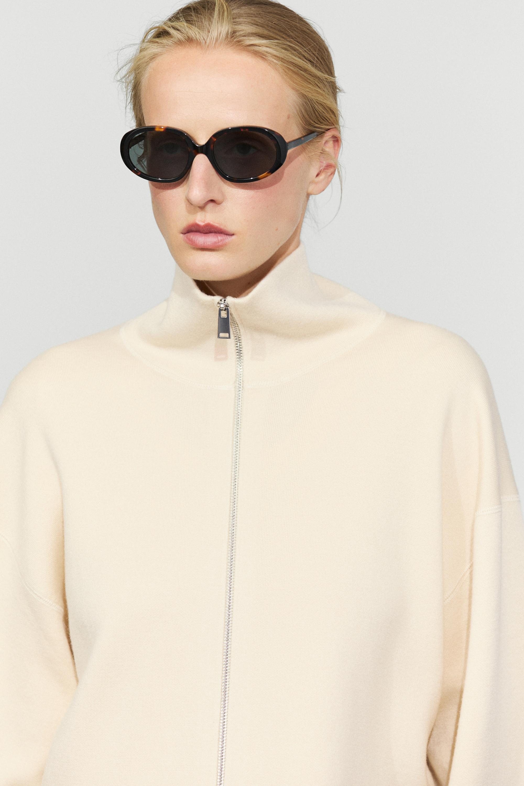 Cotton knit zip-up jacket — Vanilla