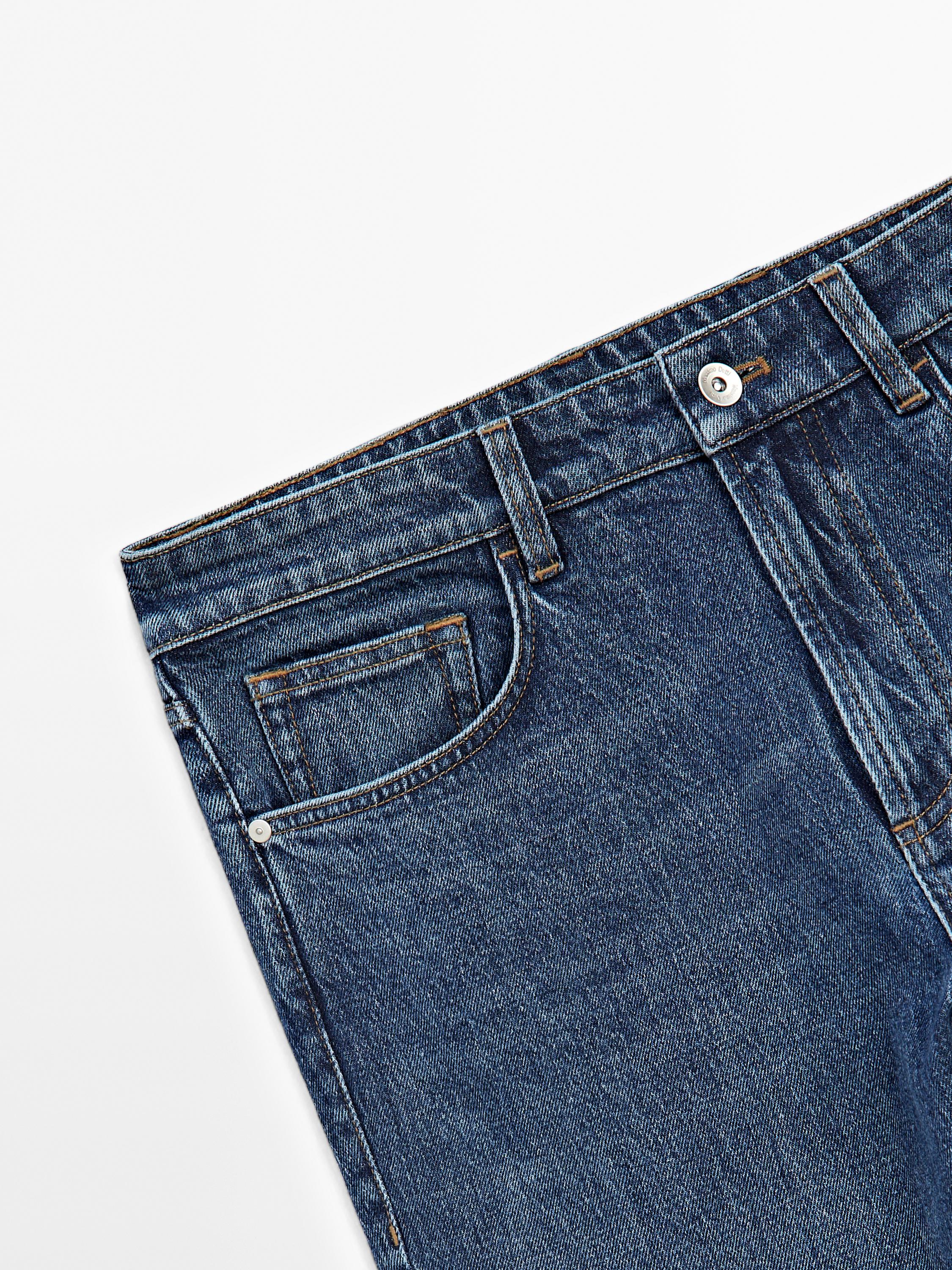 Tapered fit jeans