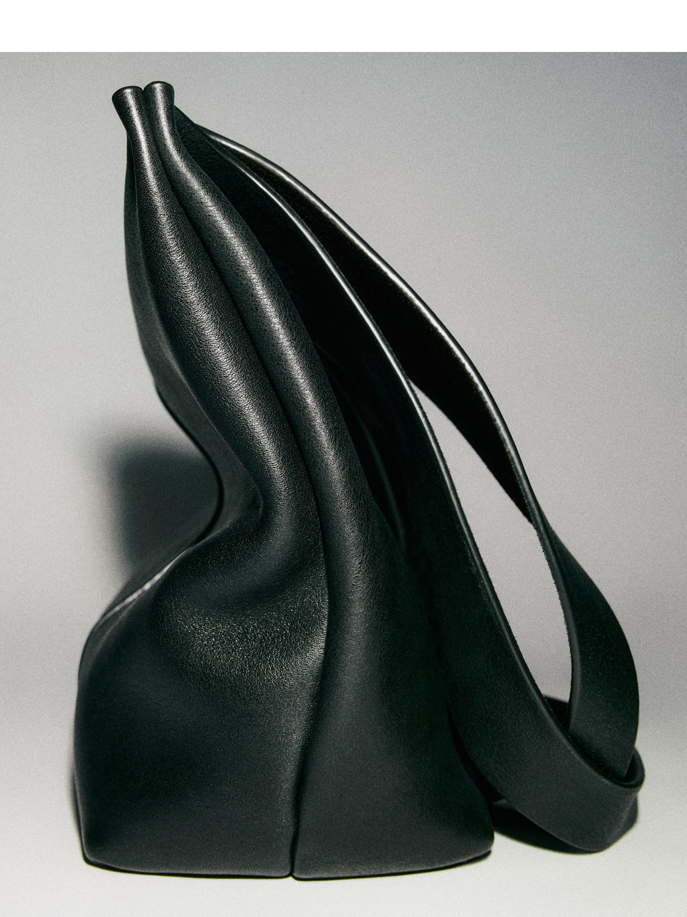 Nappa leather tote bag — BLACK