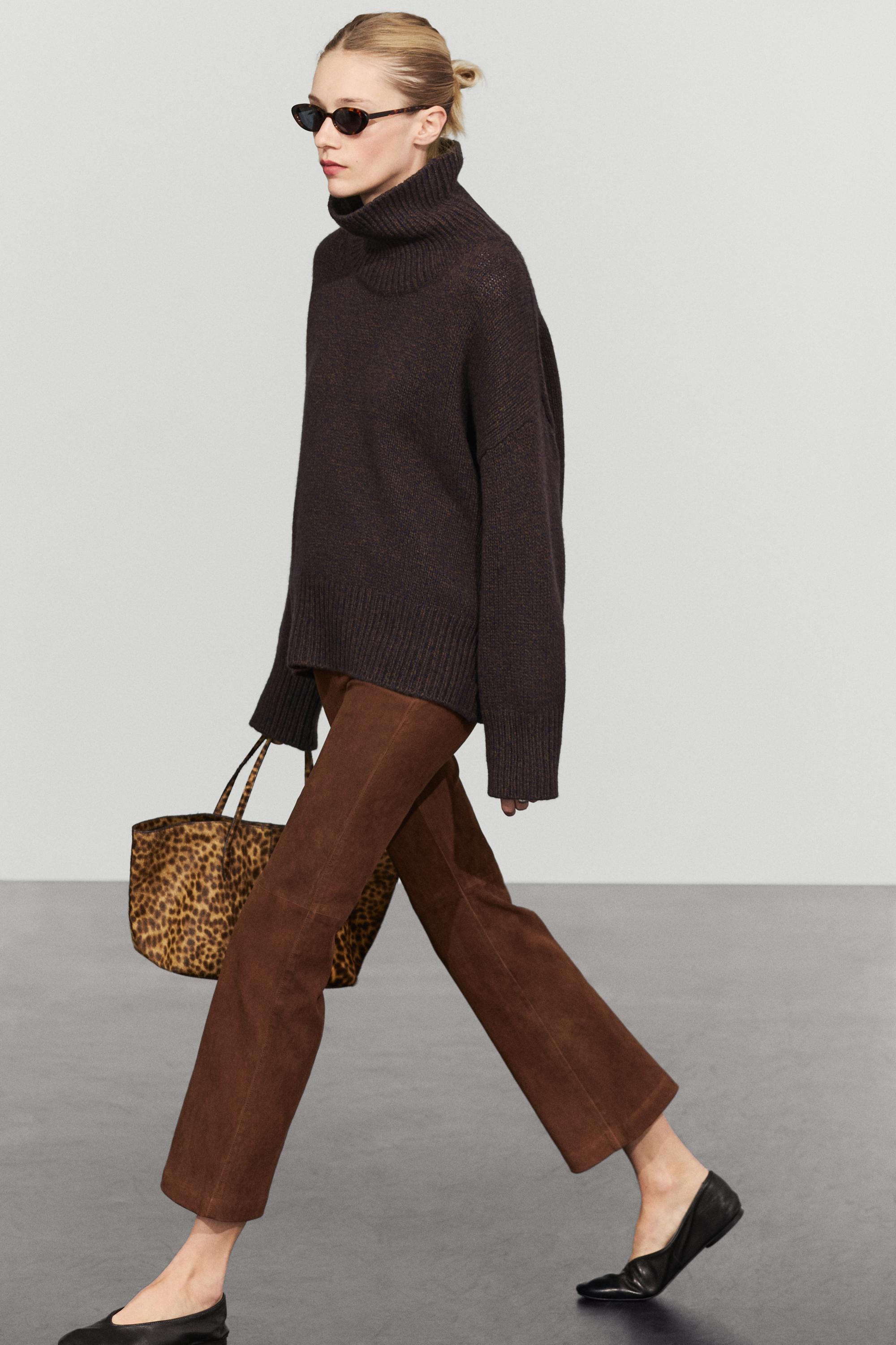 100% wool oversize knit sweater — BROWN