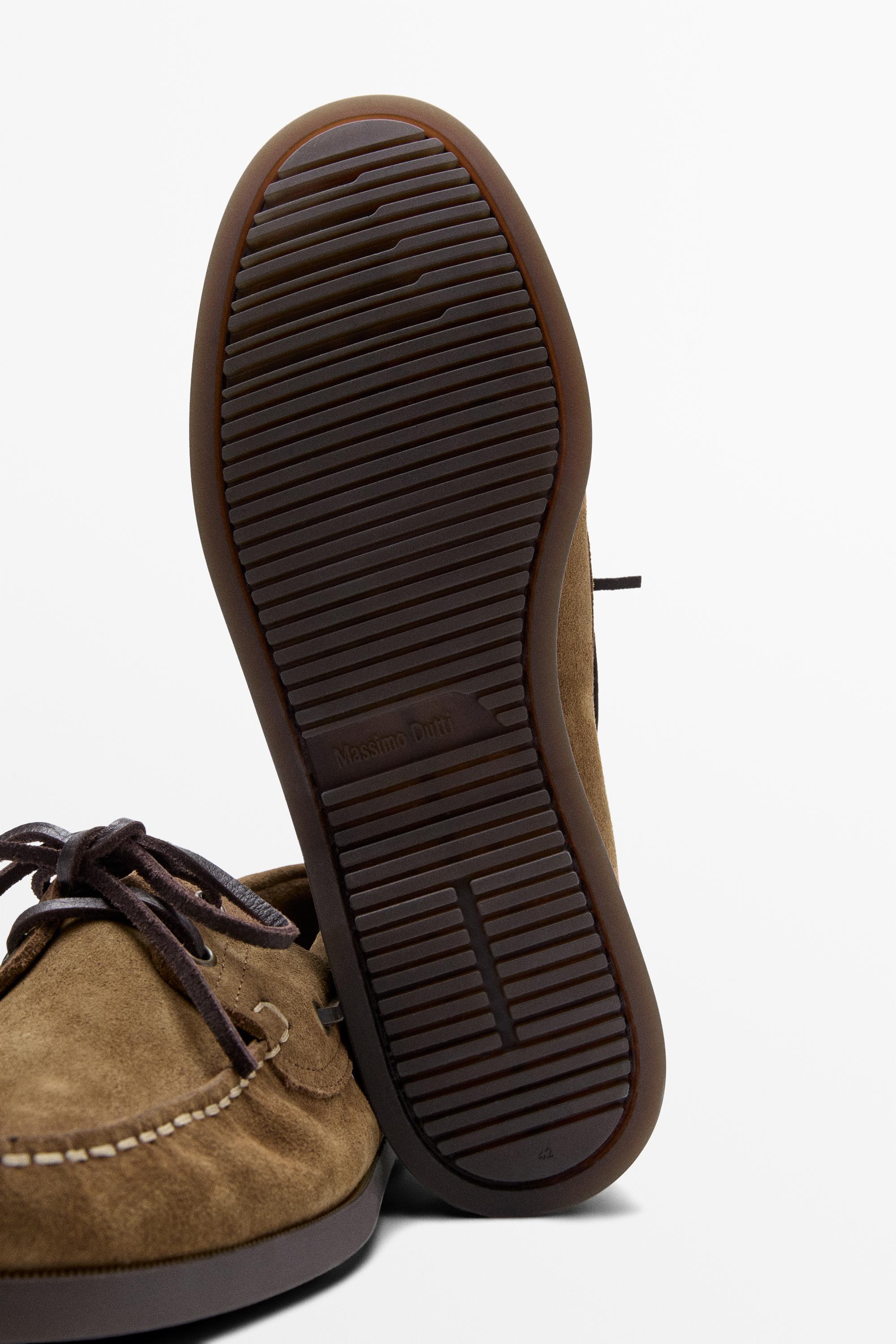 Leather boat shoe — BROWN