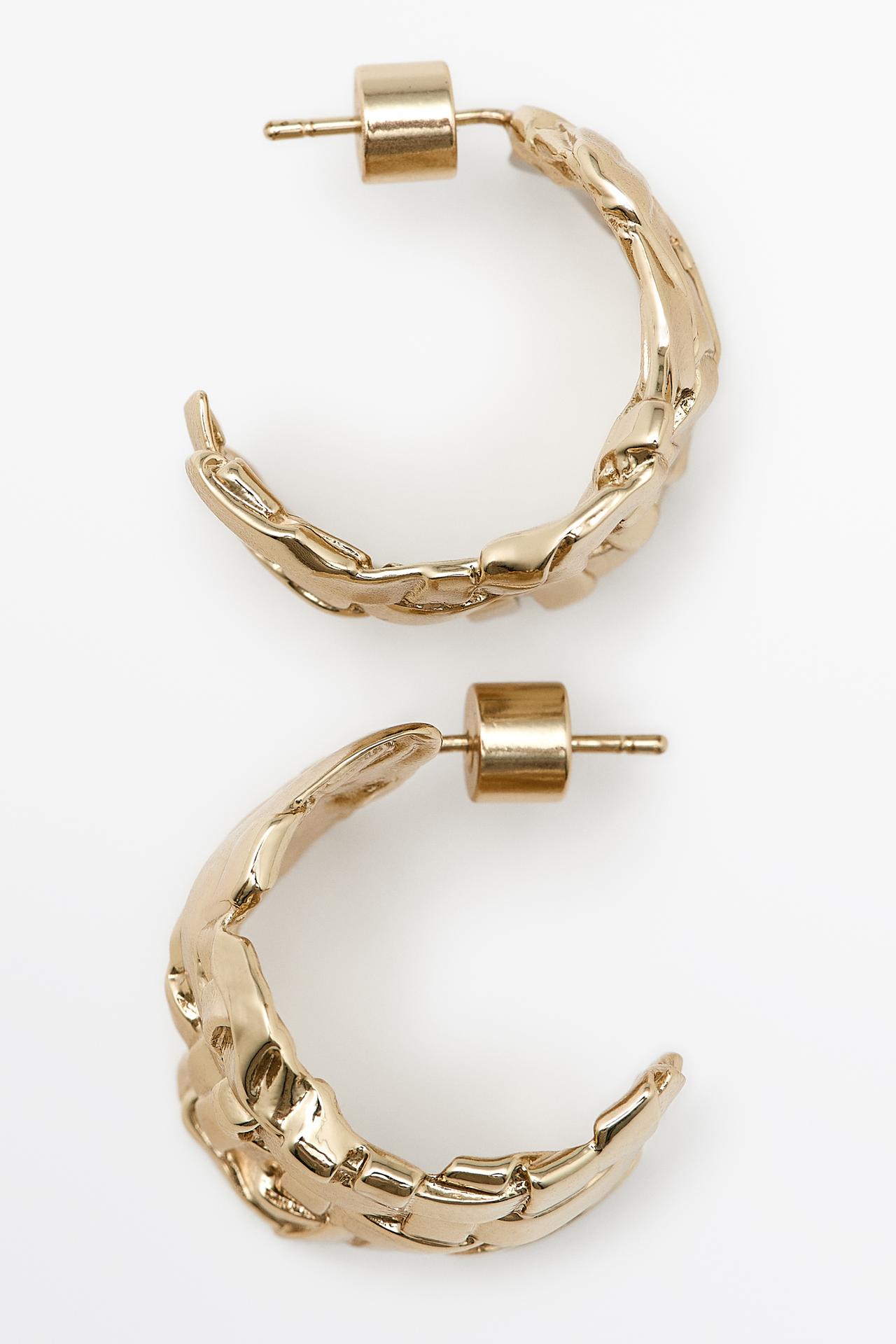 Basket hoop earrings — GOLDEN