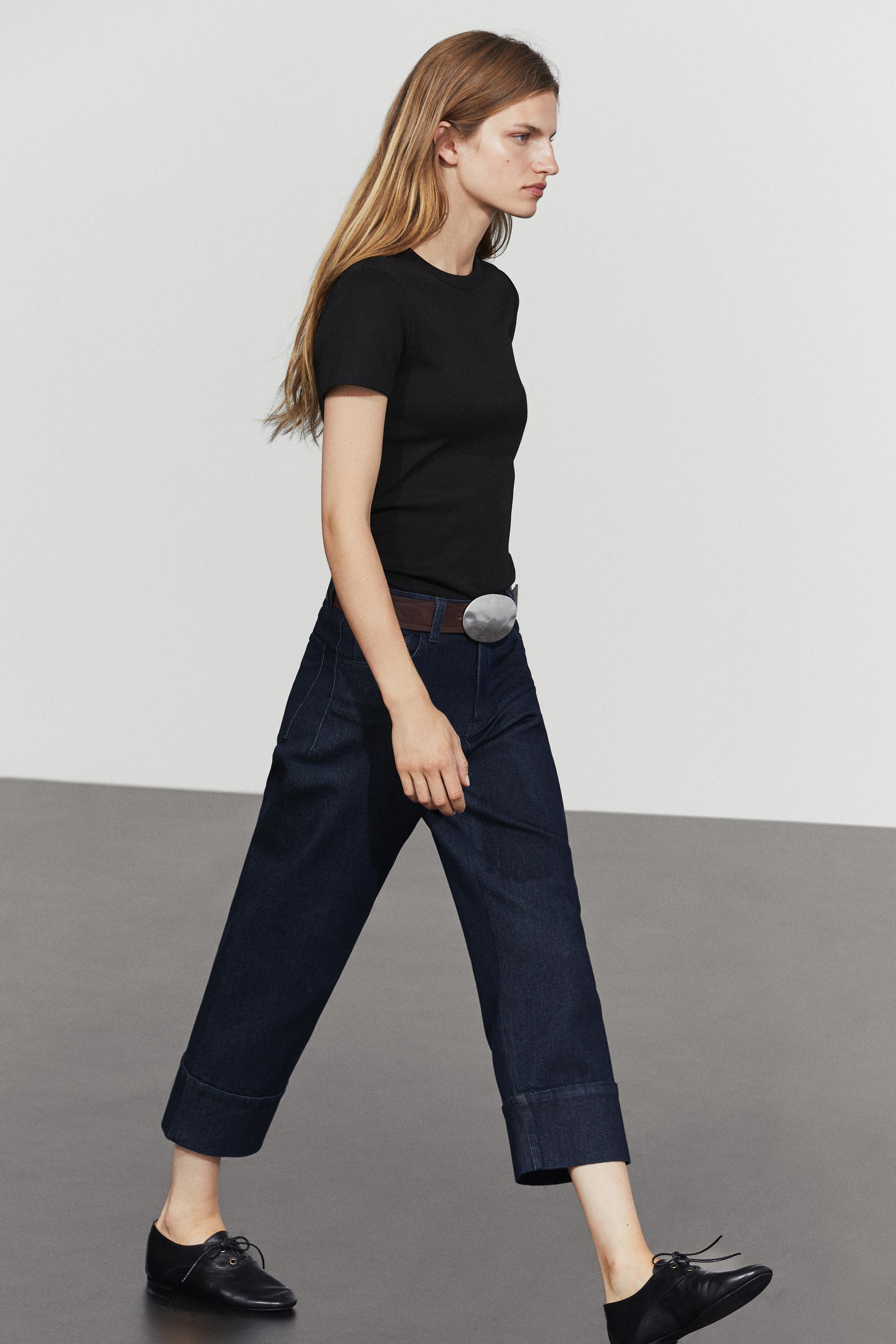 Ribbed short sleeve T-shirt — BLACK