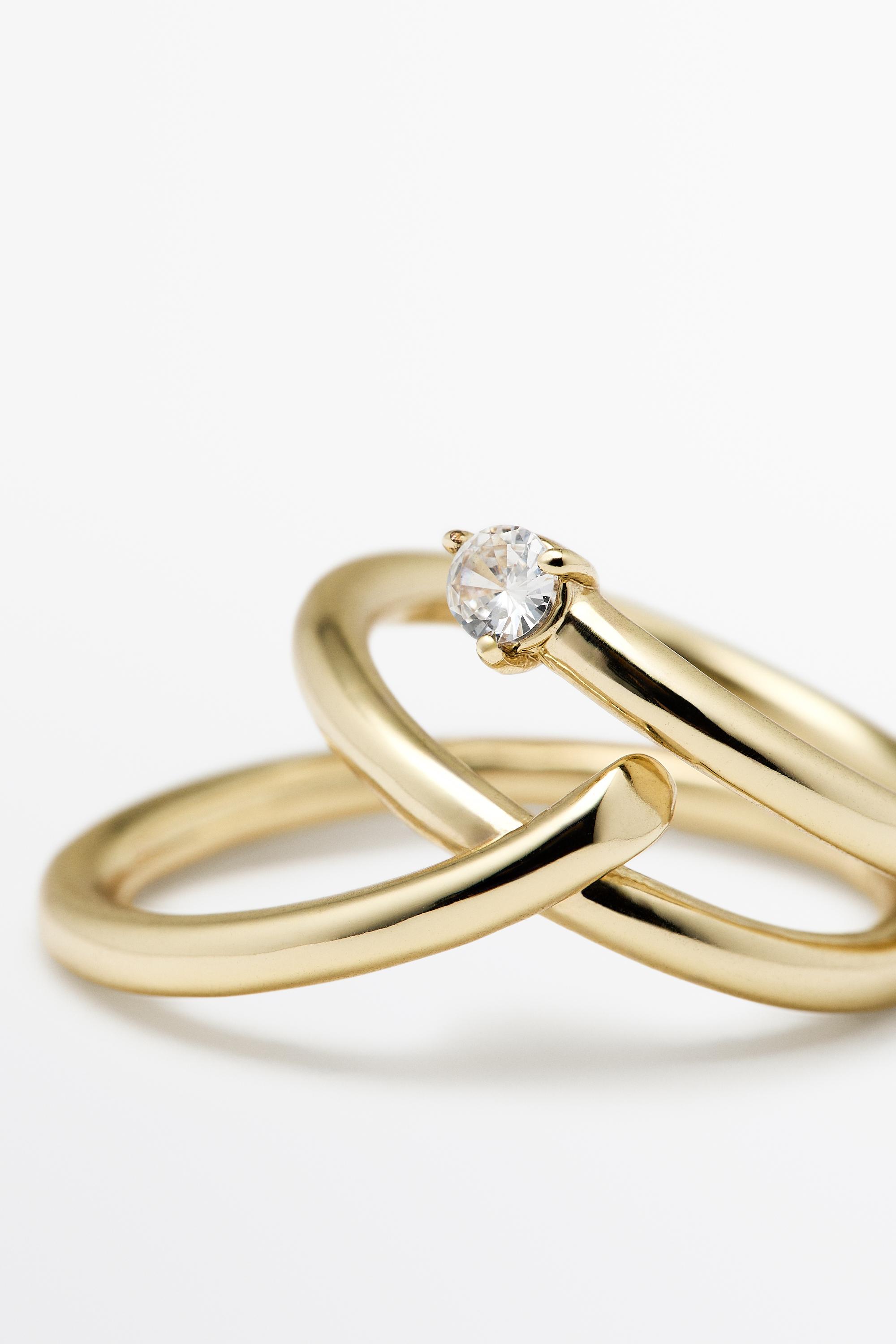 Wide shimmery volume ring — GOLDEN