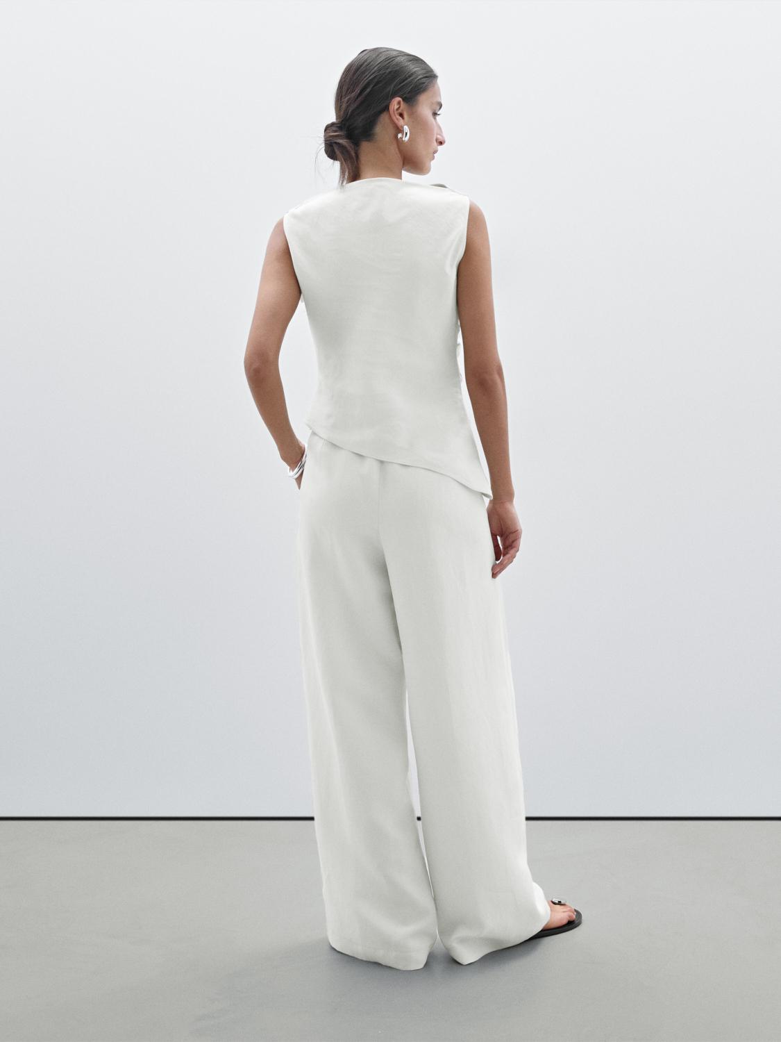 Draped boat neck top