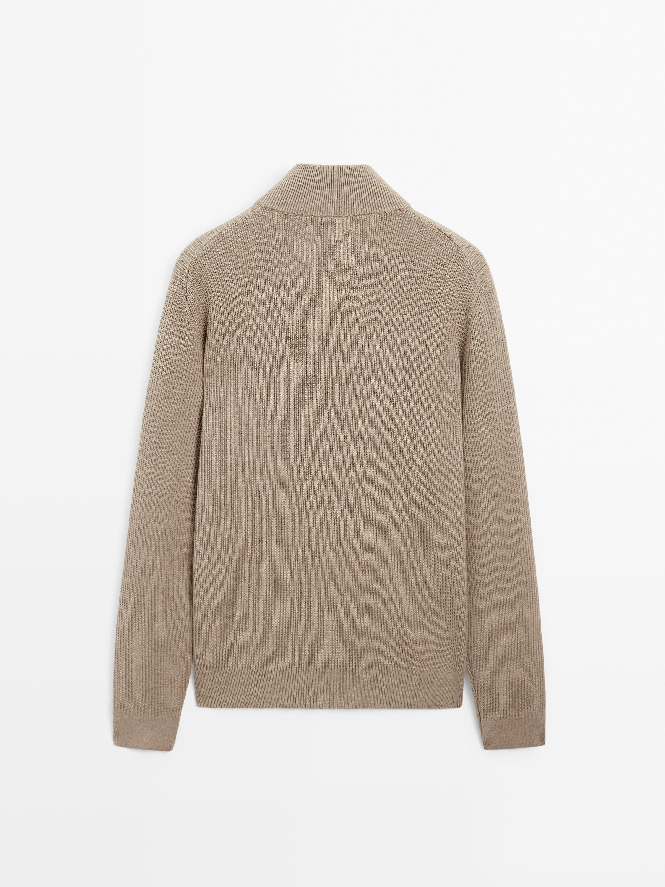 Mock neck knit sweater with zip