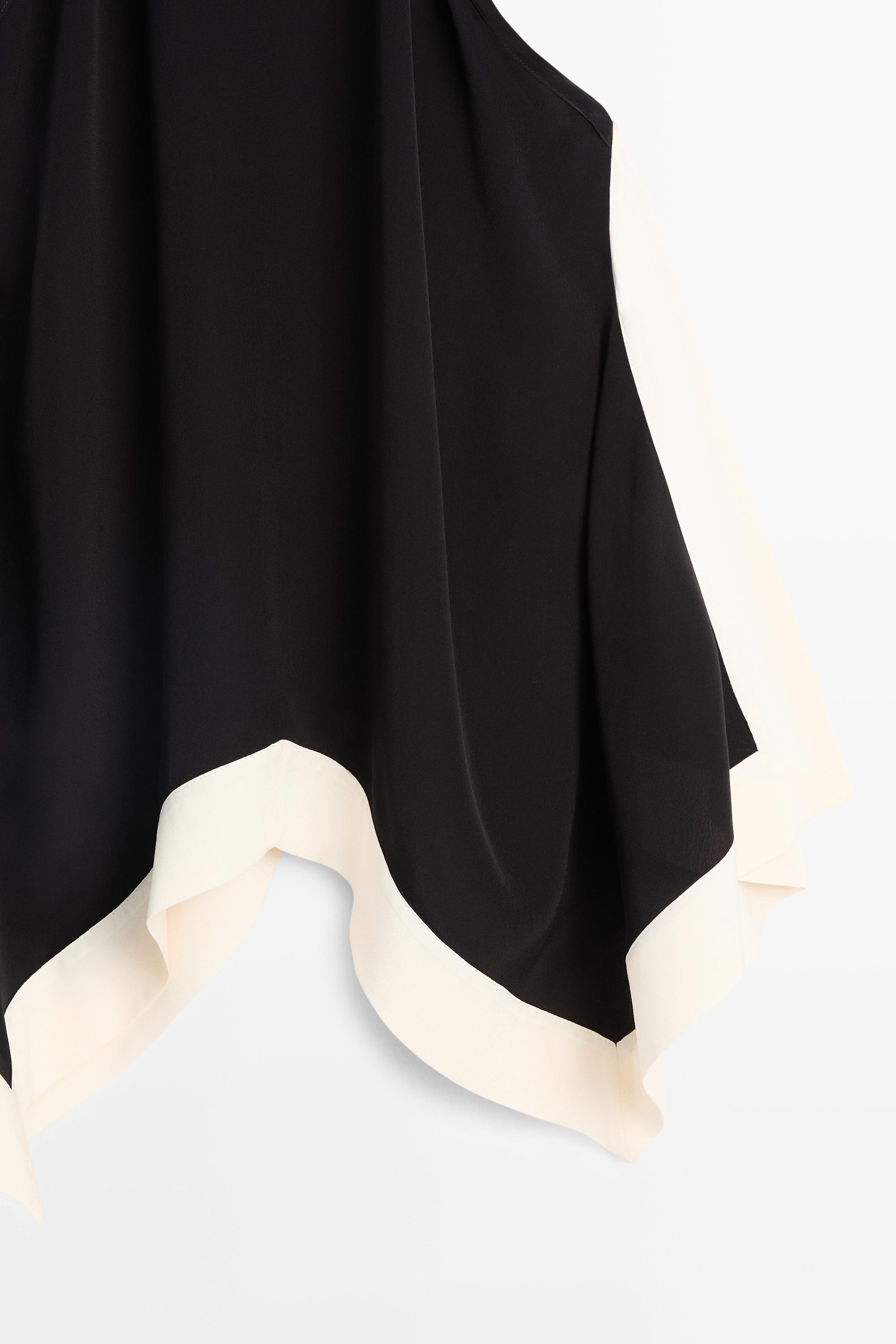 Long contrast halter top — BLACK