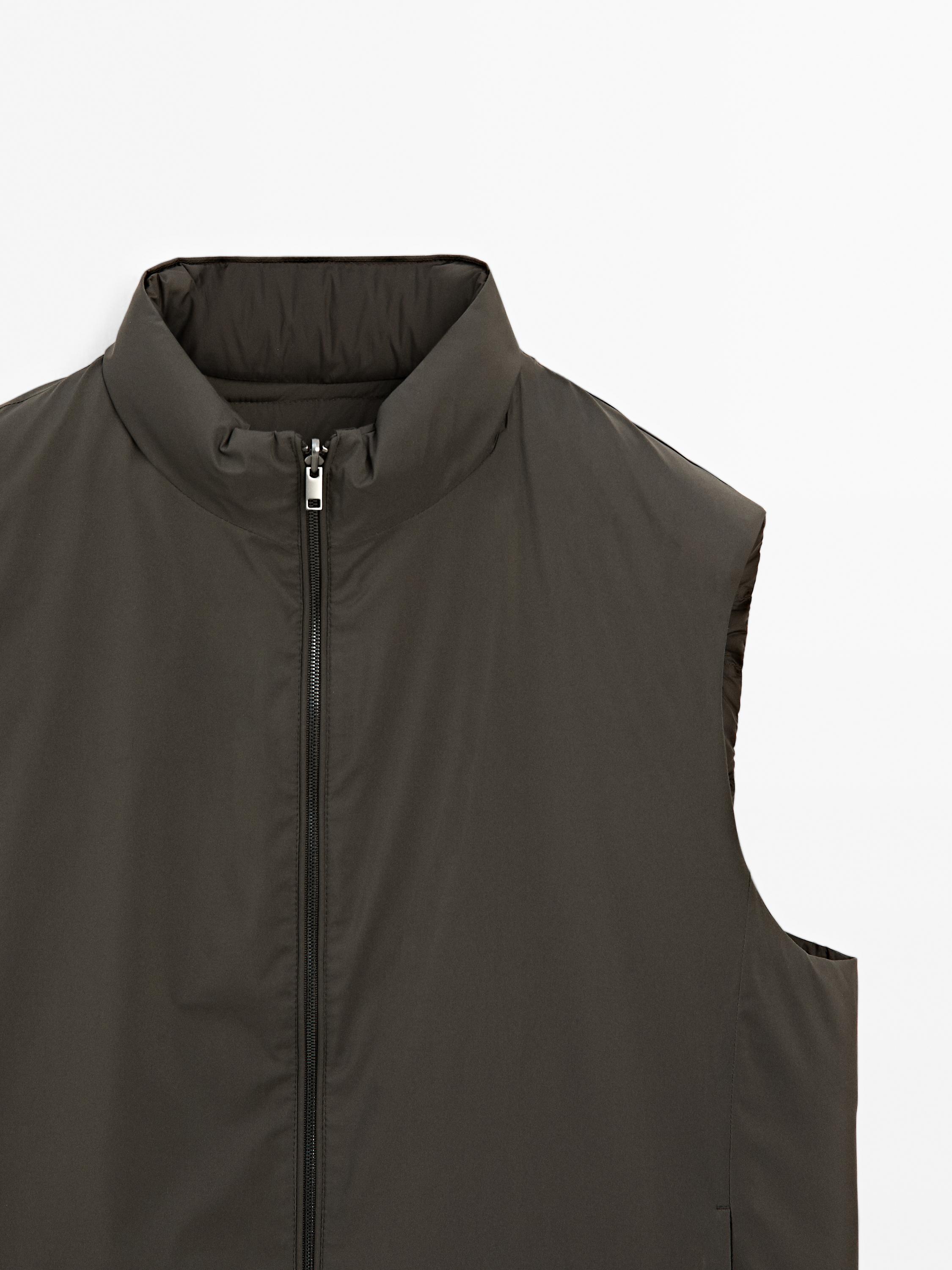 Water-repellent reversible gilet