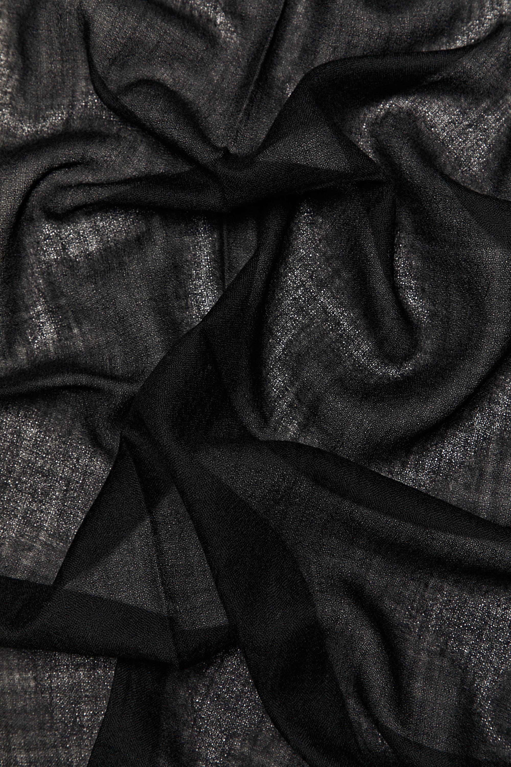 Lightweight 100% wool scarf — BLACK