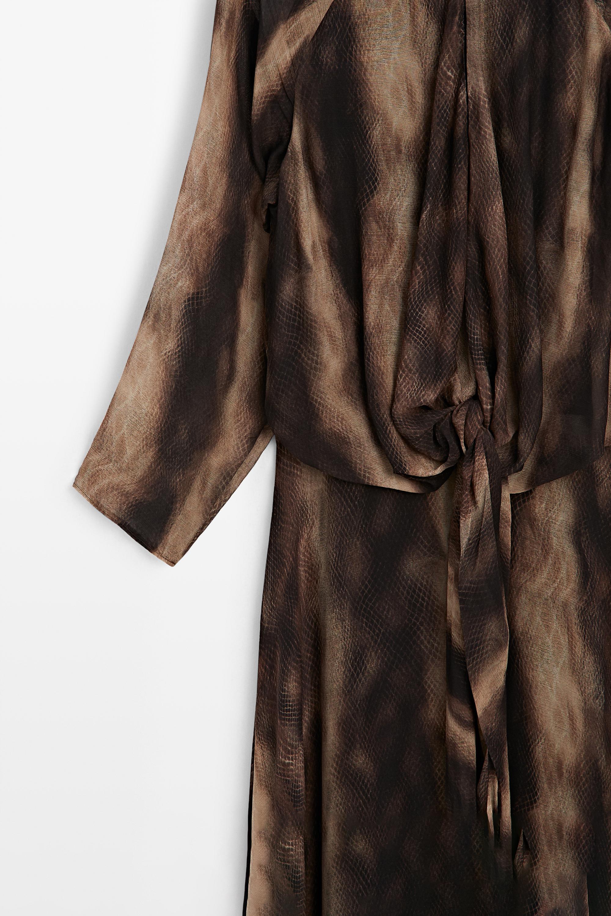 Flowing animal print dress — BROWN
