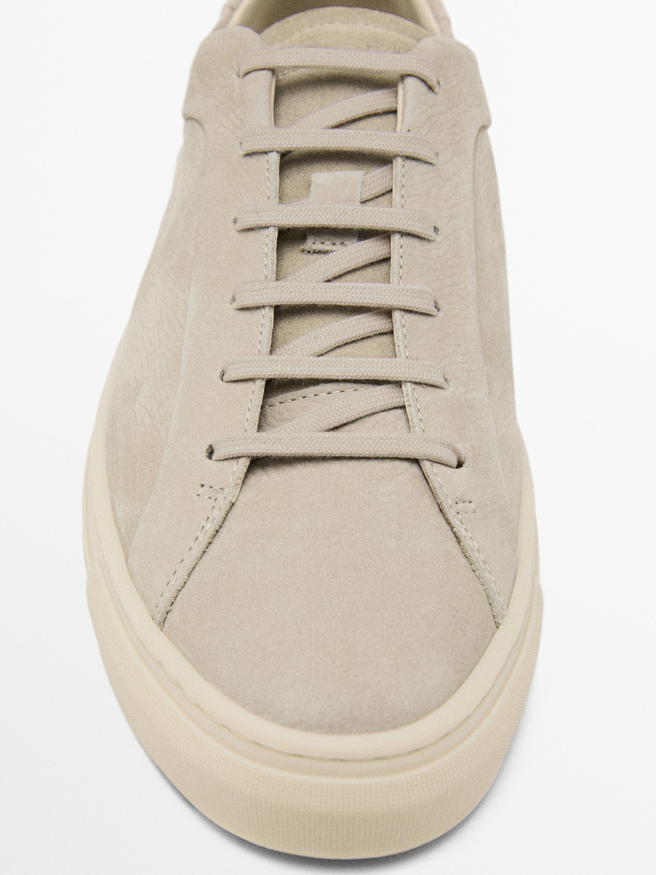 Leather trainers