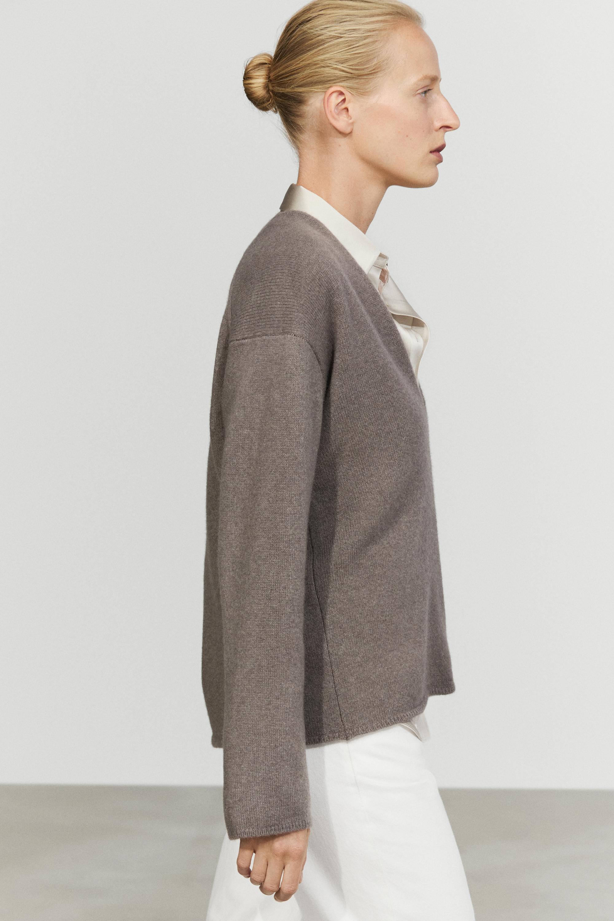 Long-line knit sweater with neckline detail — TAUPE GREY