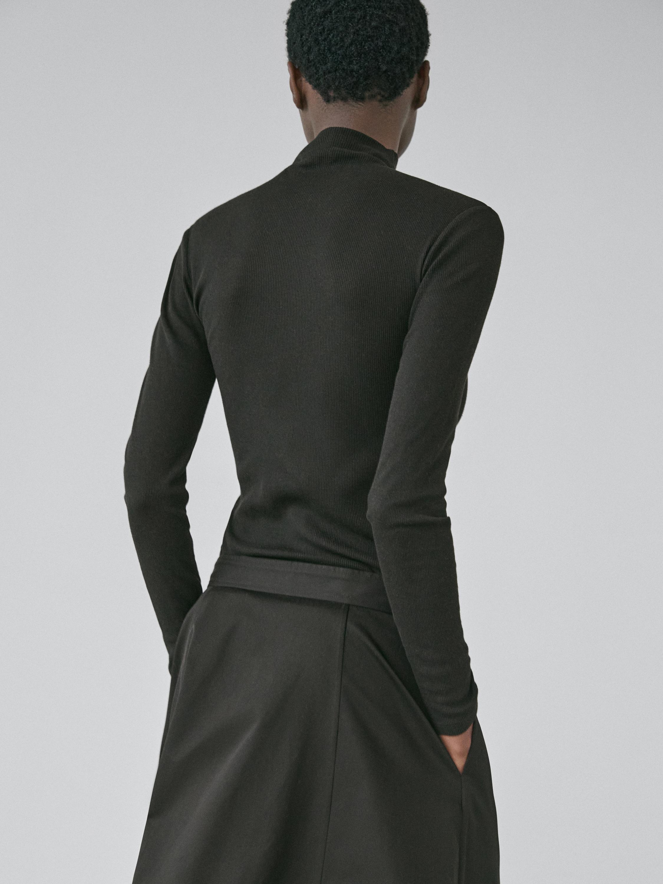 Midi skirt with box pleats — BLACK