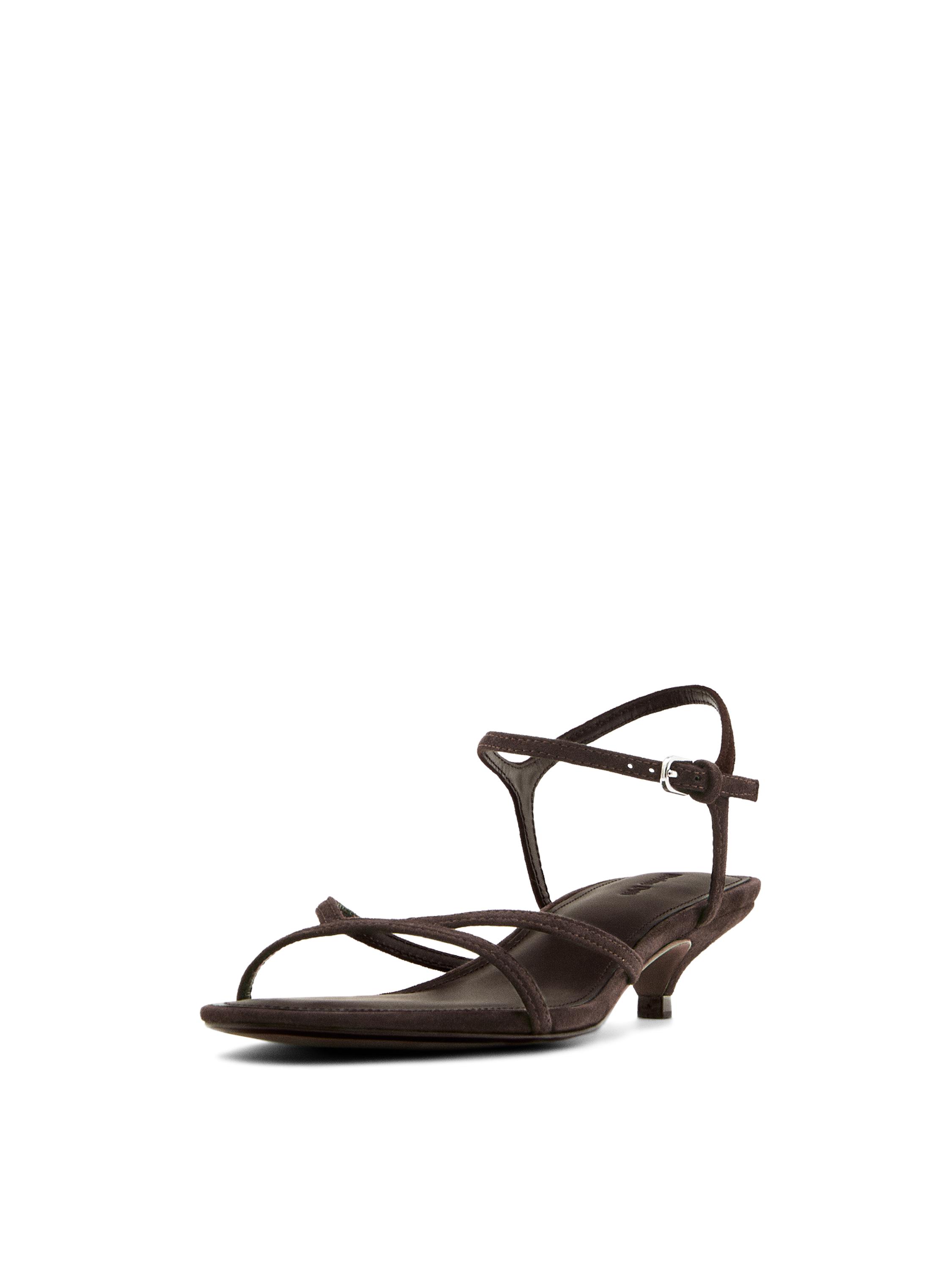 Leather low-heel sandals — BROWN