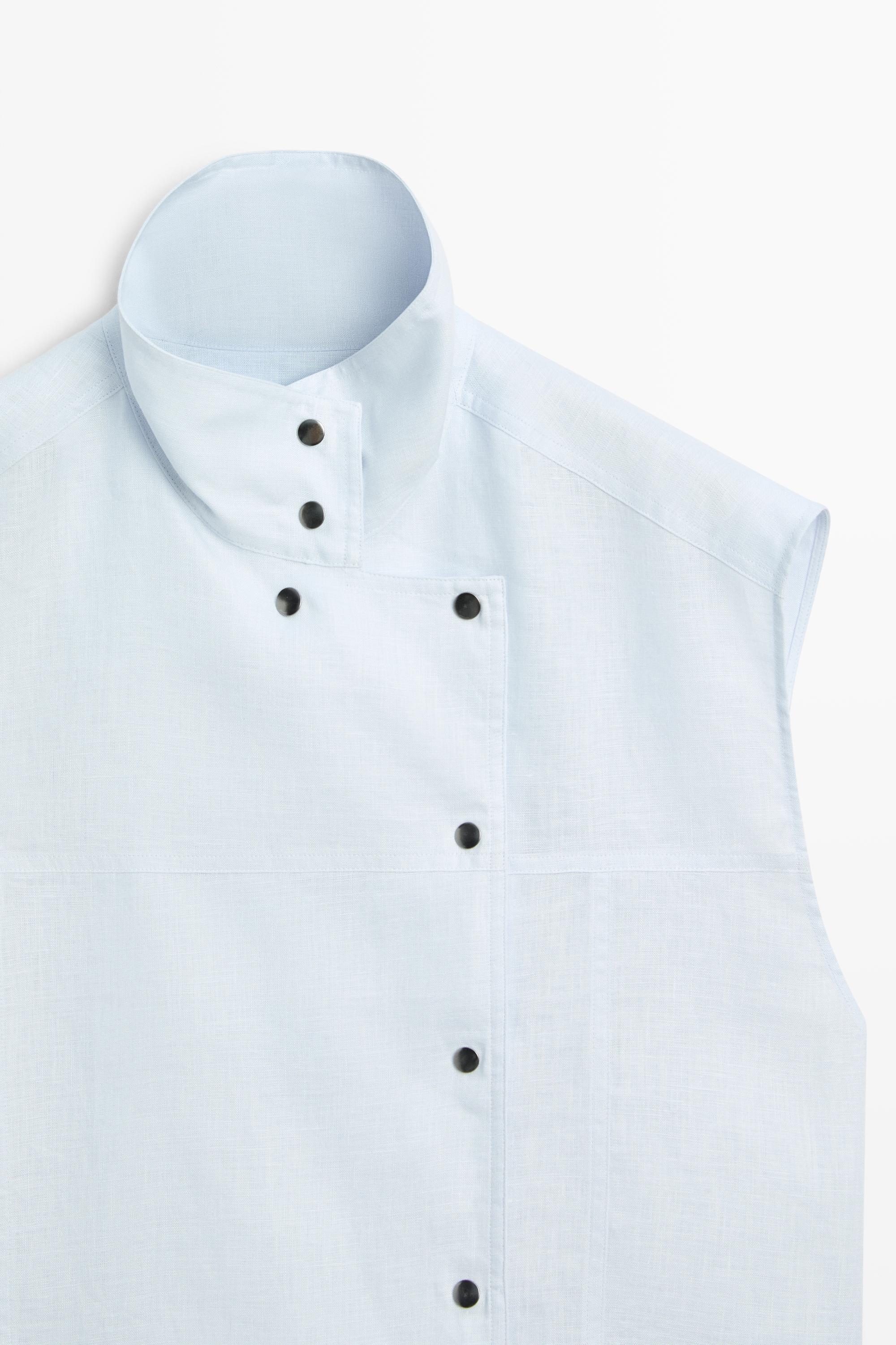 100% linen fine button-down top — Light blue