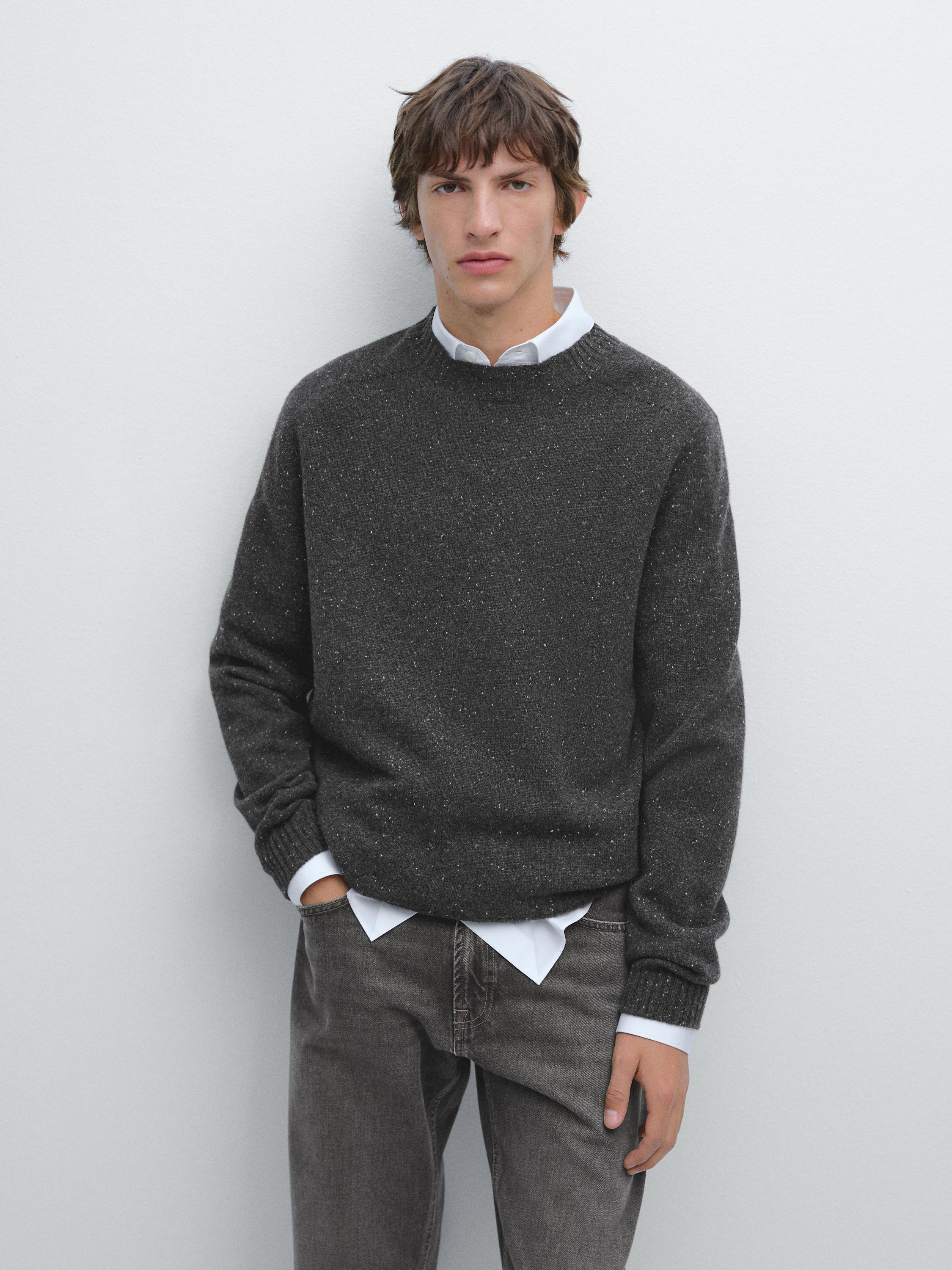 Crew neck sweater in 100% wool