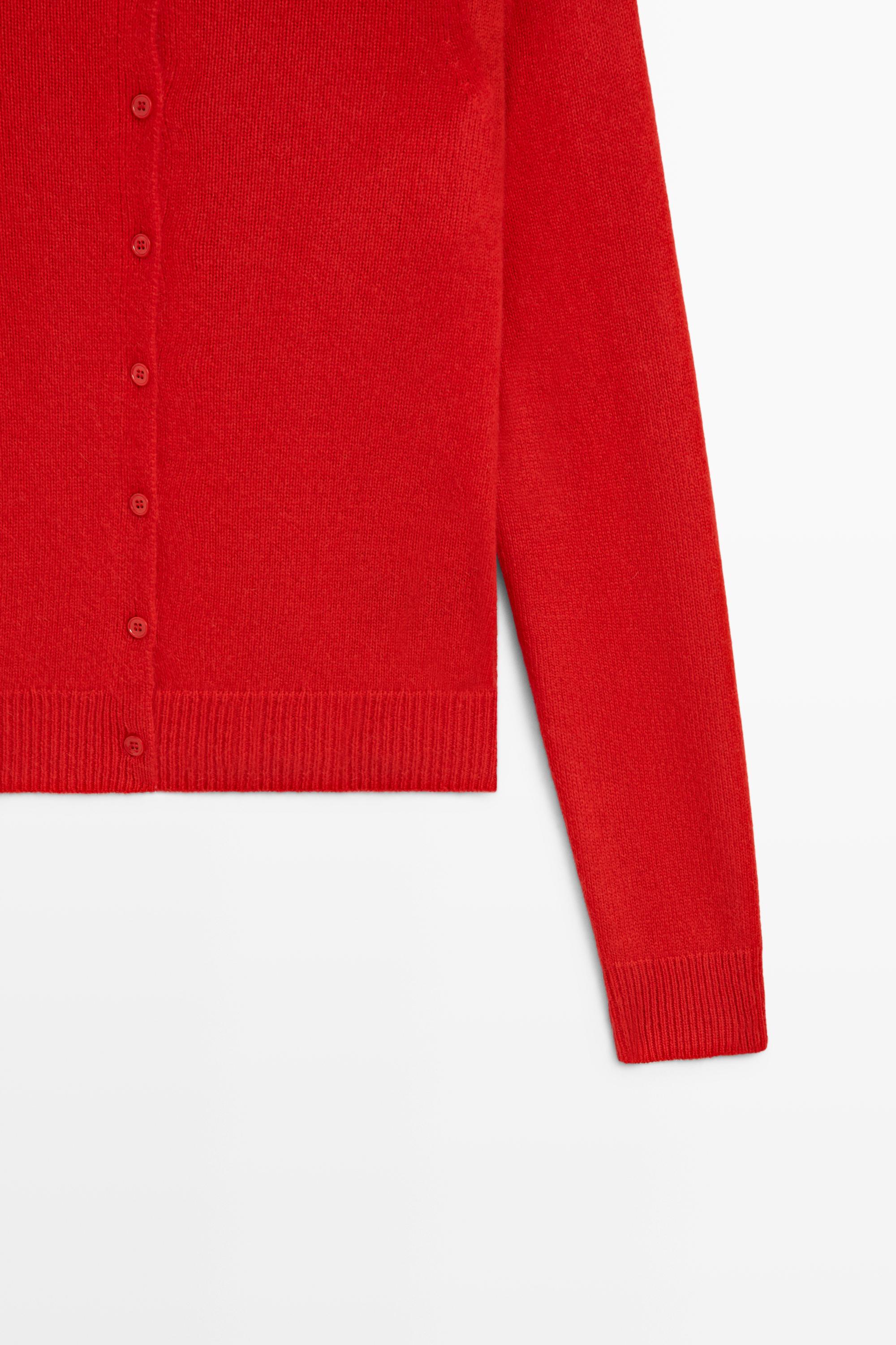 100% cashmere cropped knit cardigan — RED