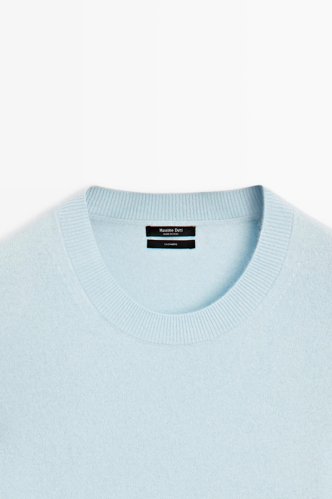 100% cashmere long sleeve sweater — Light blue