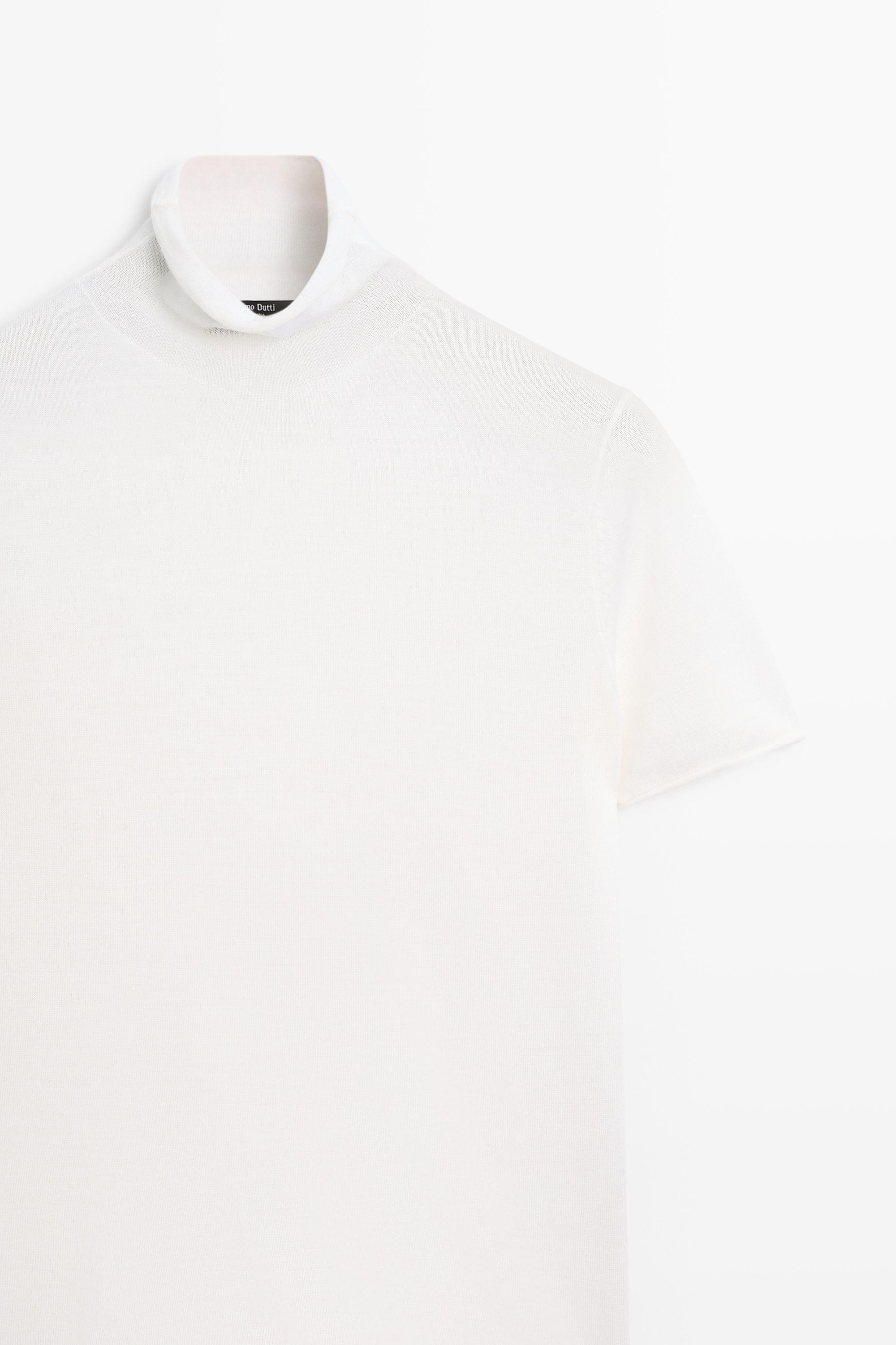 Short sleeve turtleneck knit sweater — CREAM