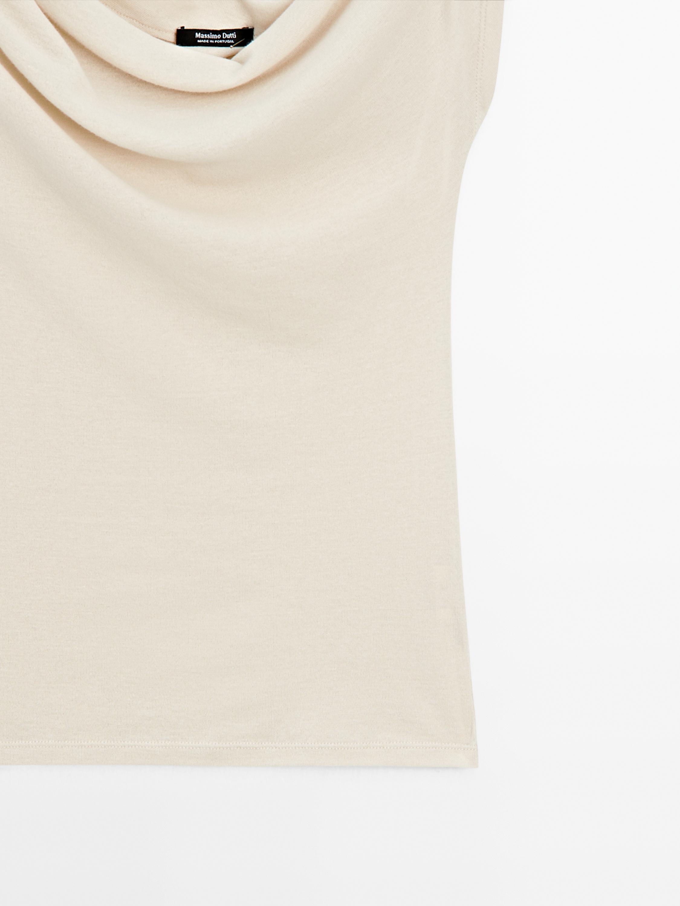 100% cotton asymmetric top