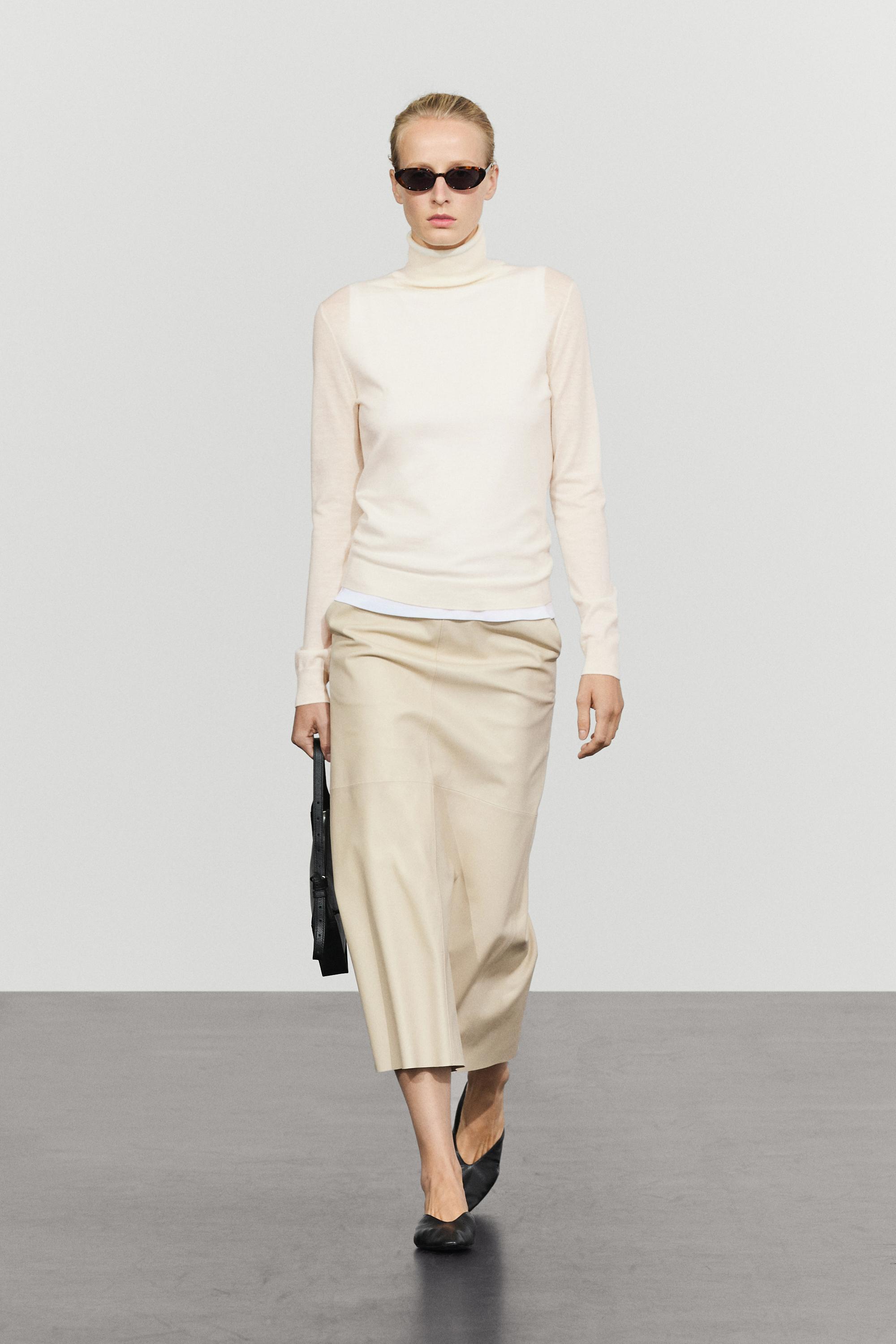Pull en maille à col roulé et laine