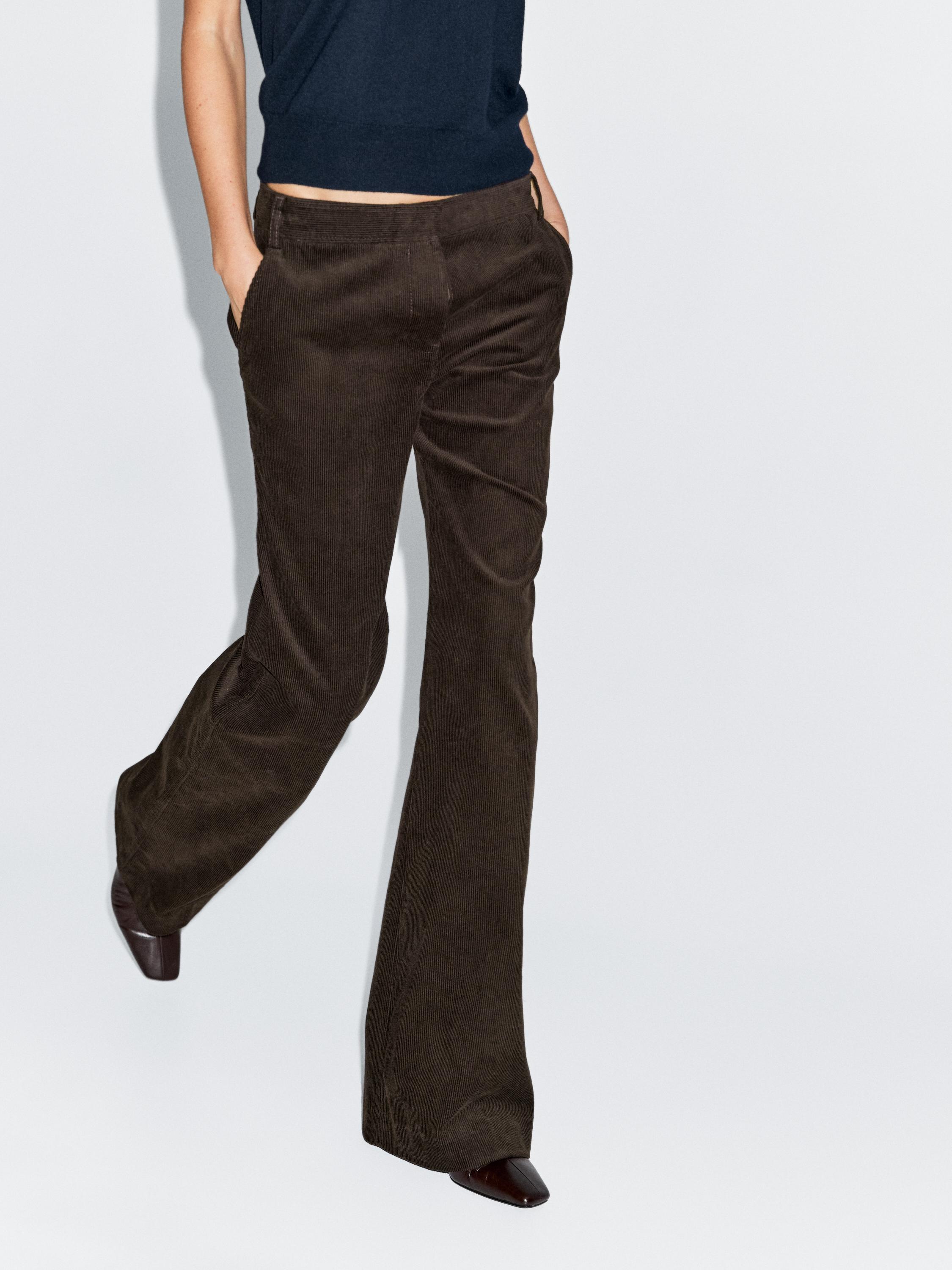 Pantalón pana flare fit · Chocolate · Pantalón Massimo Dutti