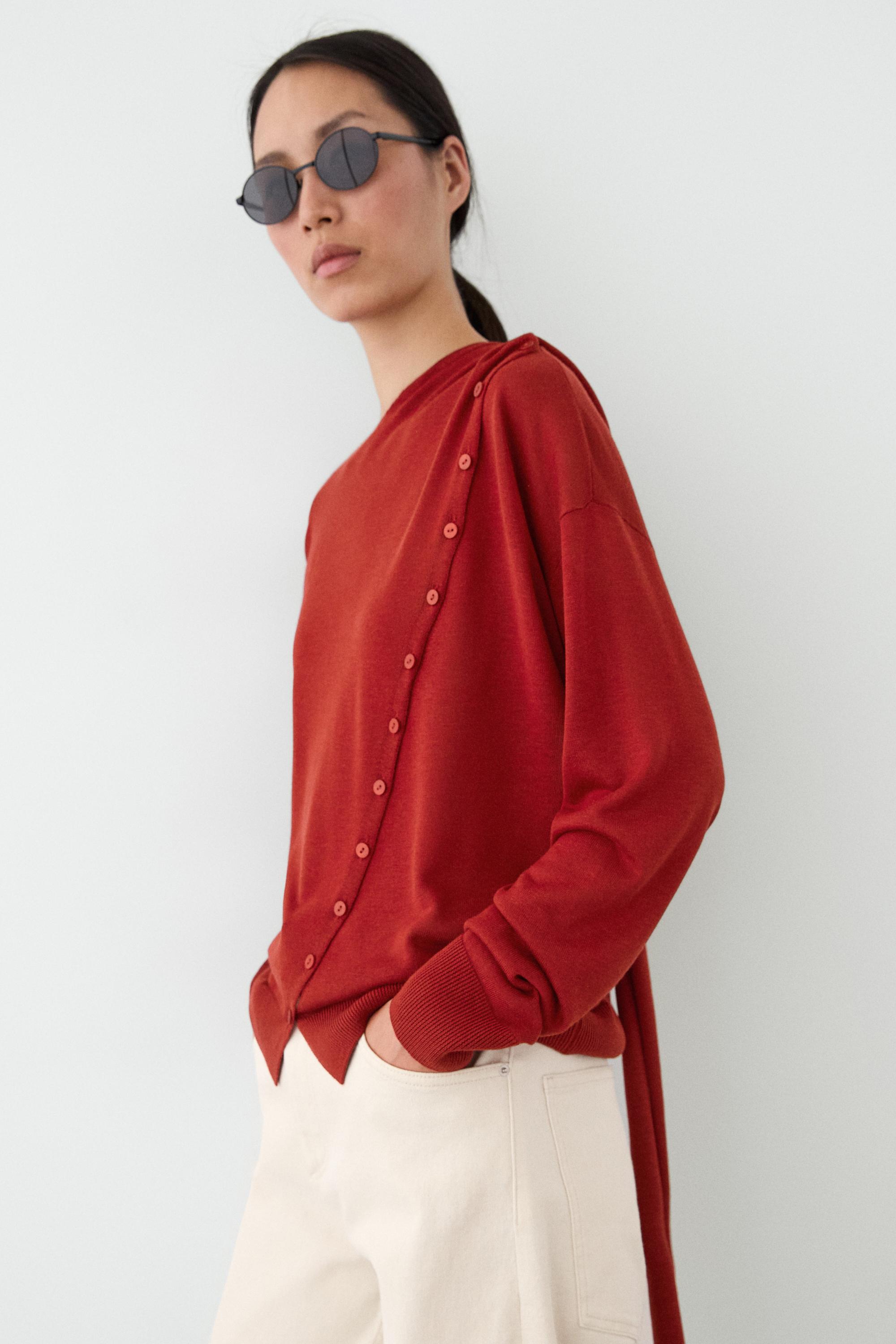 Cardigan with buttoned scarf detail — RED