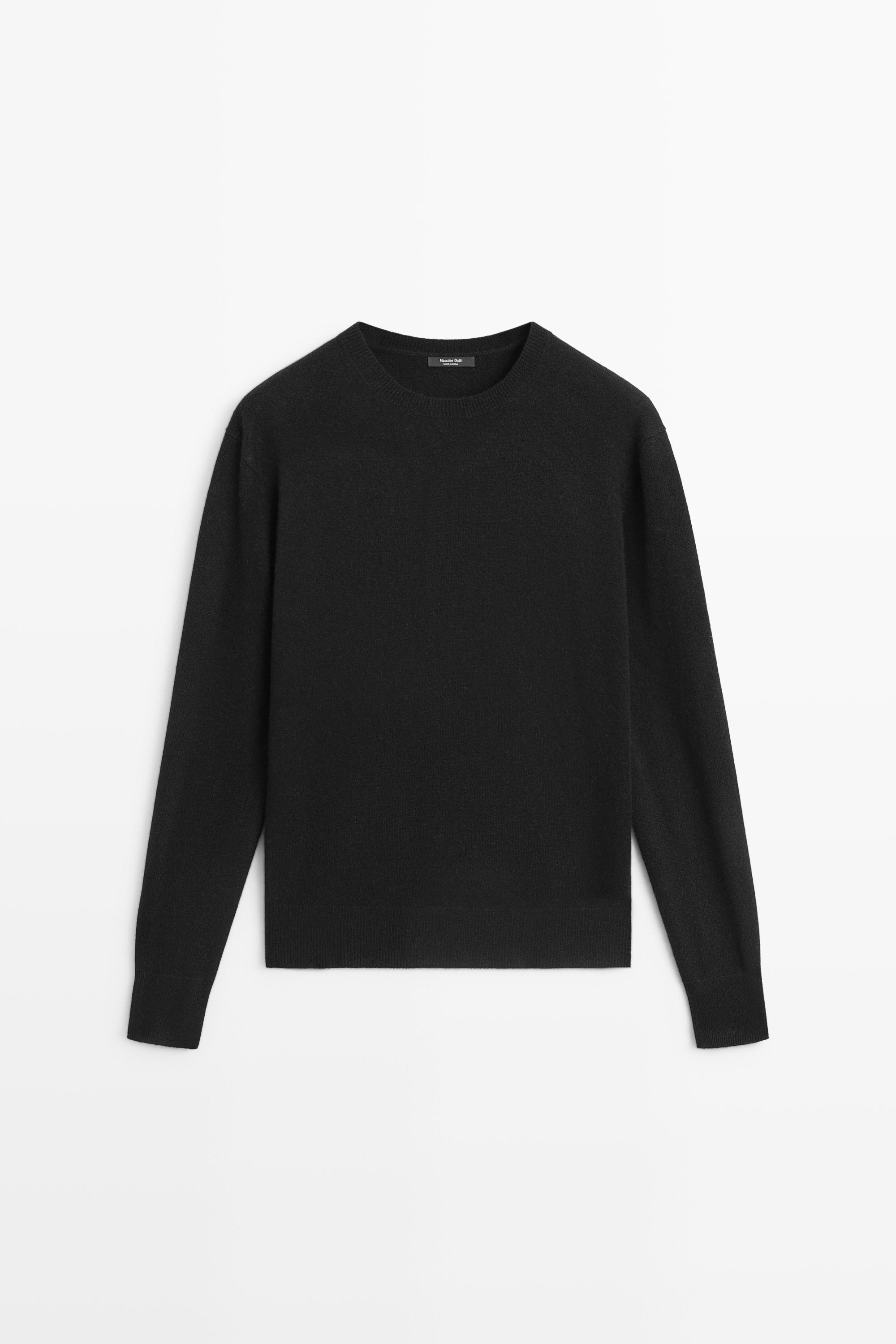 Wool blend knit sweater with round neck