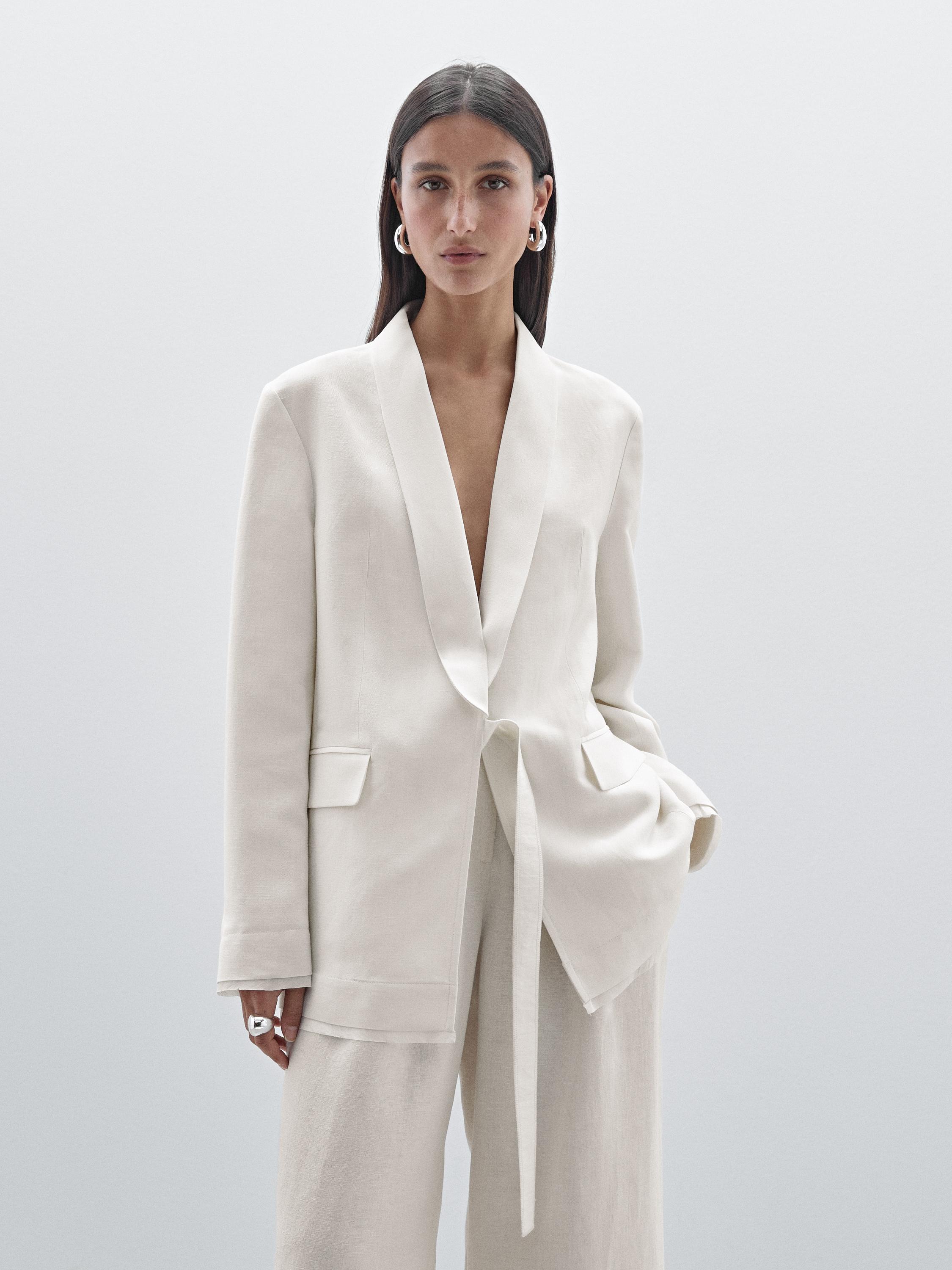 Suit blazer with tie detail in contrast fabric