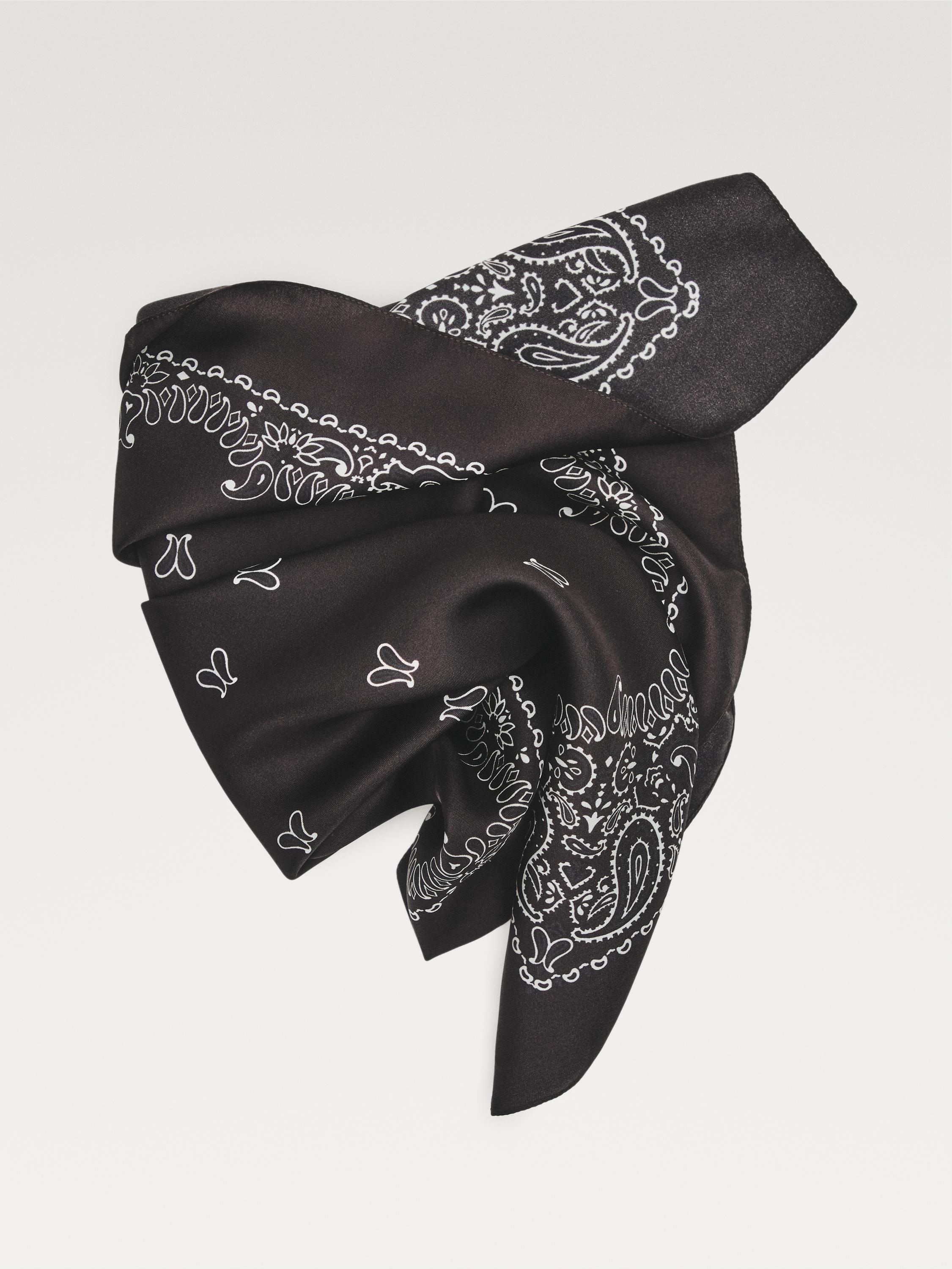 Bandana i 100 % silke med paisleymönster