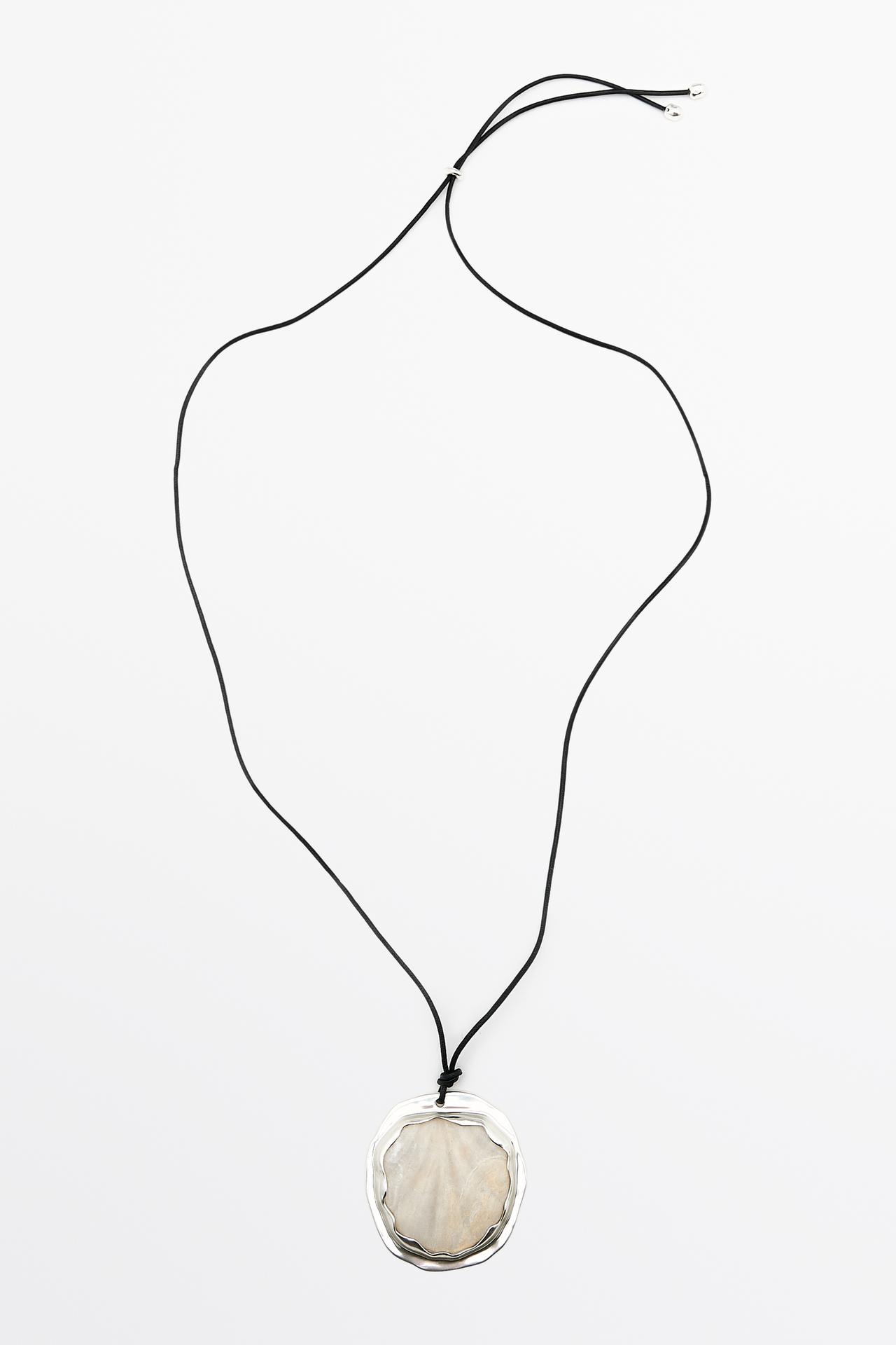 Shell and stone pendant necklace — SILVER
