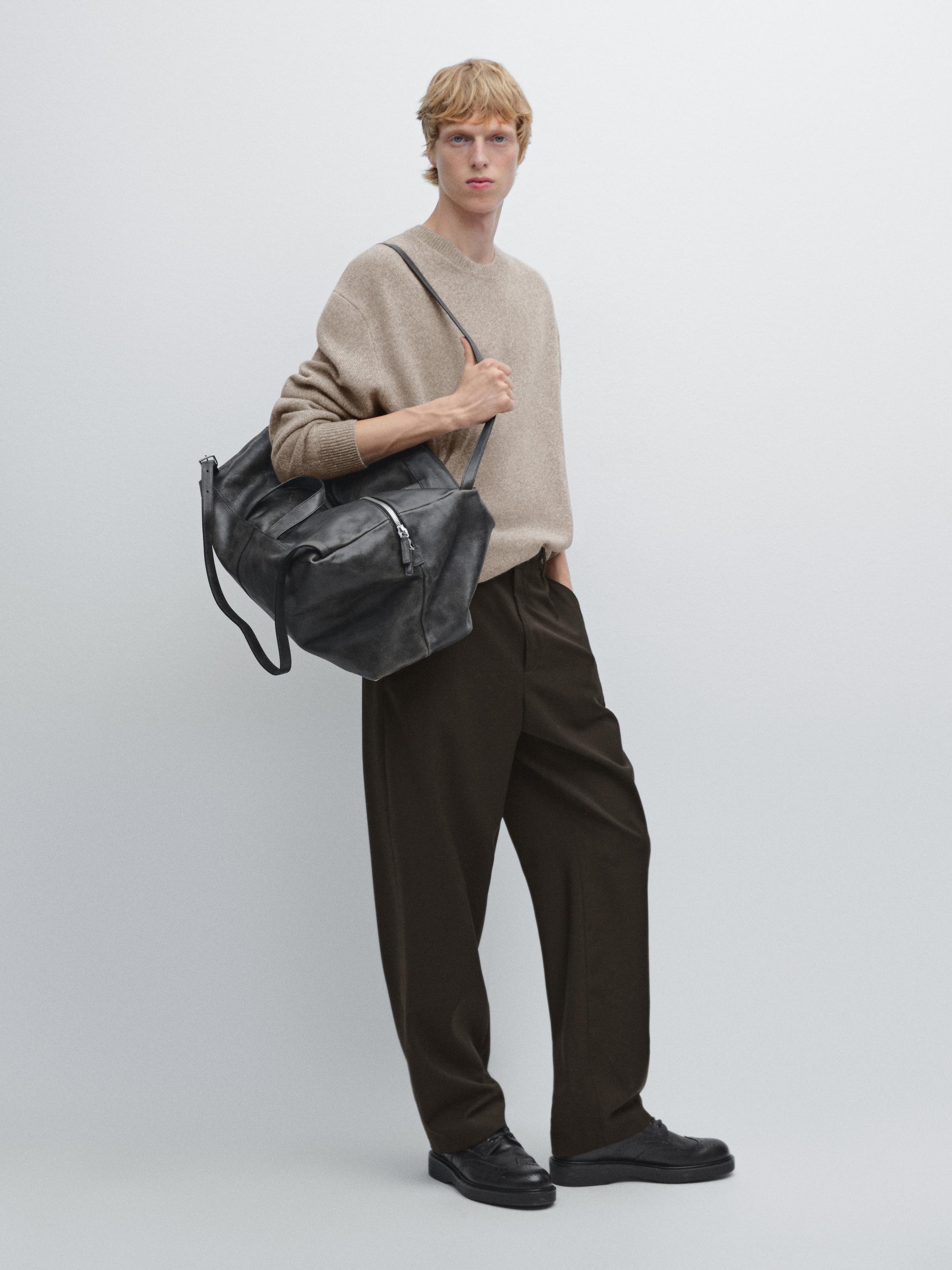 Crew neck melange knit sweater