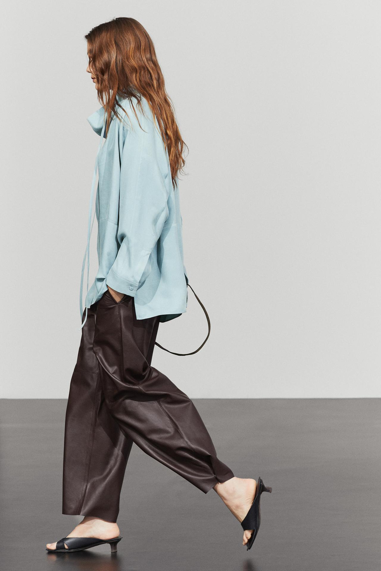 Flowy blouse with stand collar and drawstrings — GREY BLUE