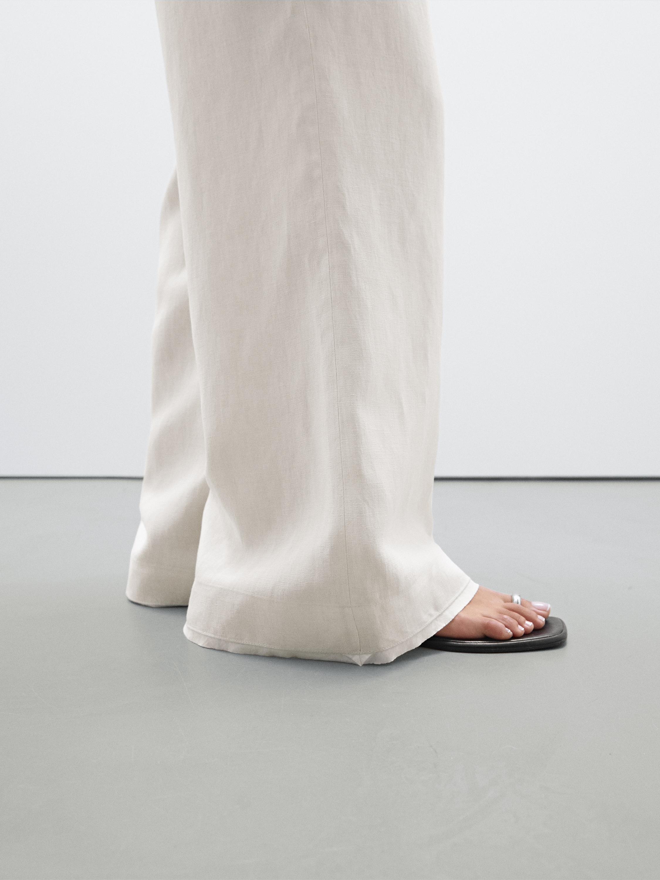 Suit trousers in contrasting fabric