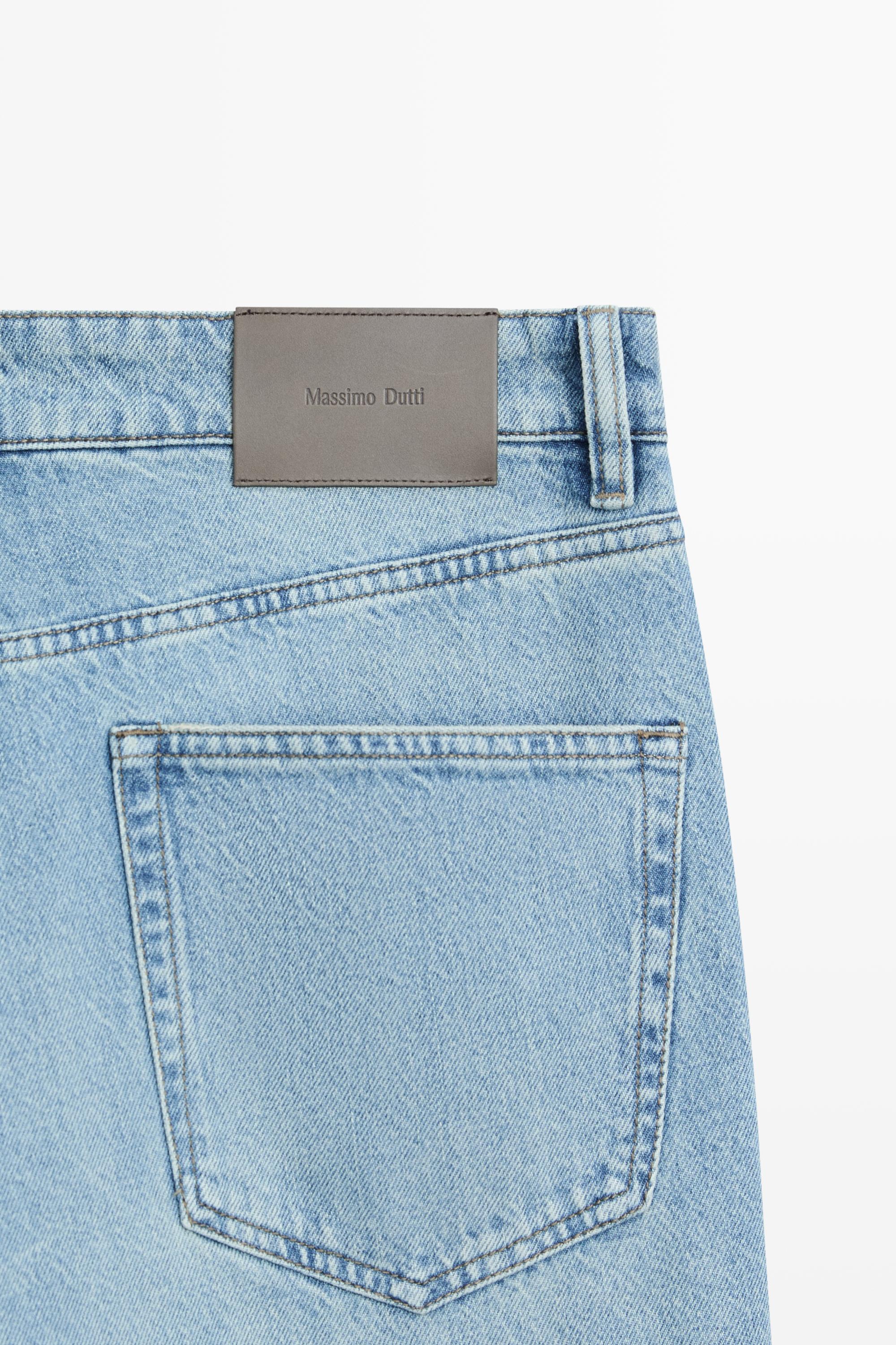 Bleach washed tapered fit jeans — Light Blue