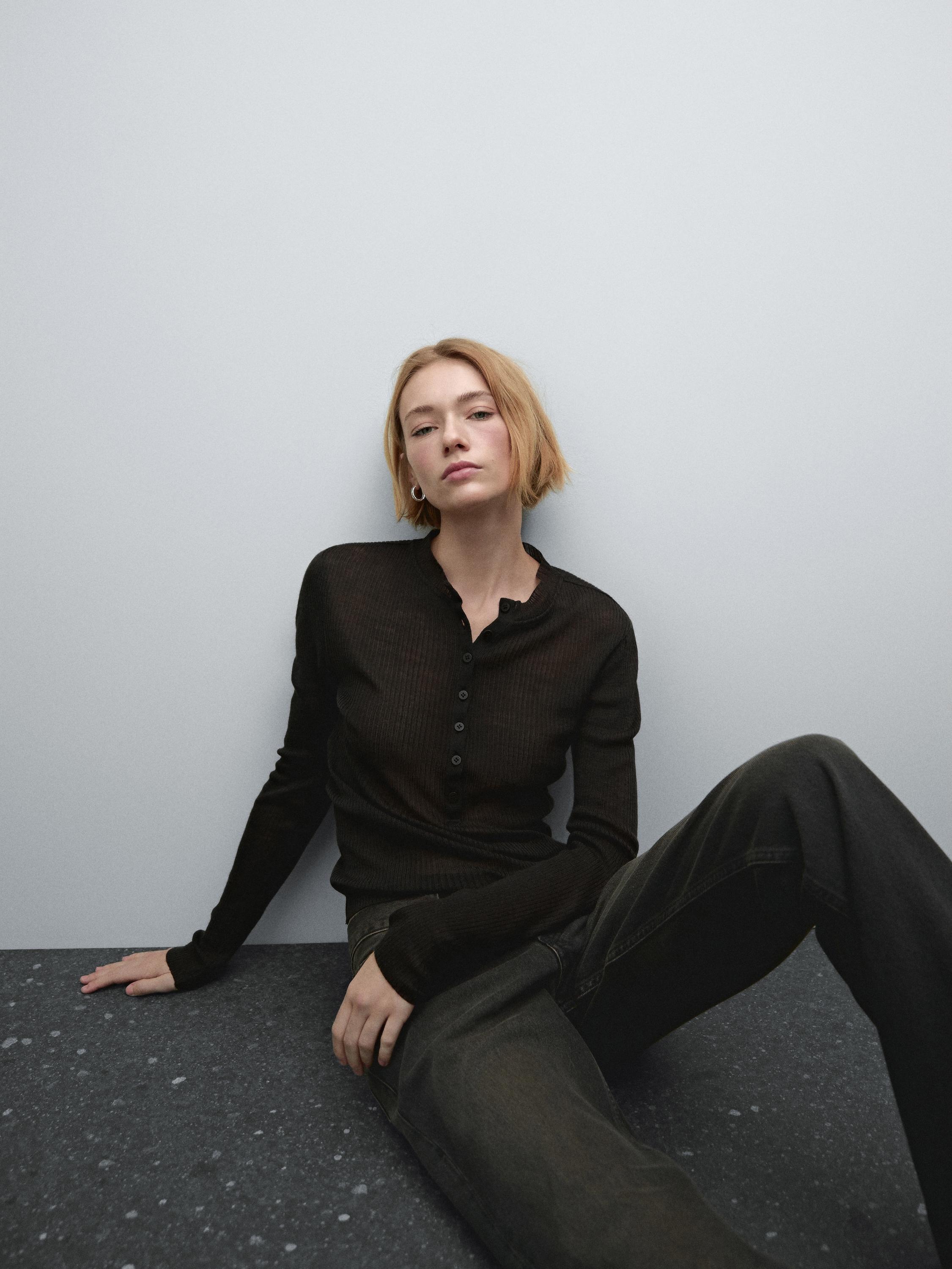 Wool blend ribbed knit T-shirt with buttons