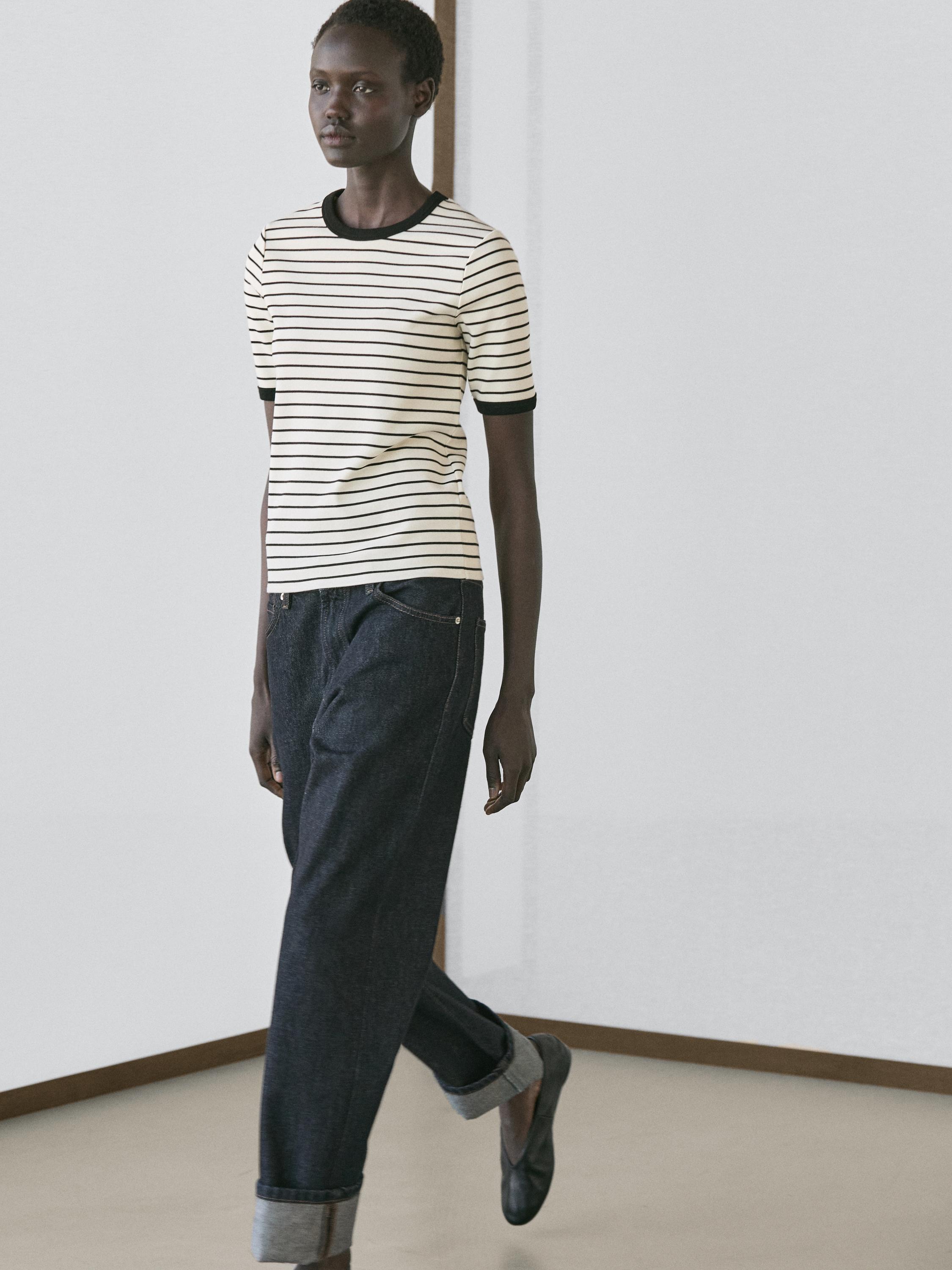 Short sleeve T-shirt with contrast stripes — Off white