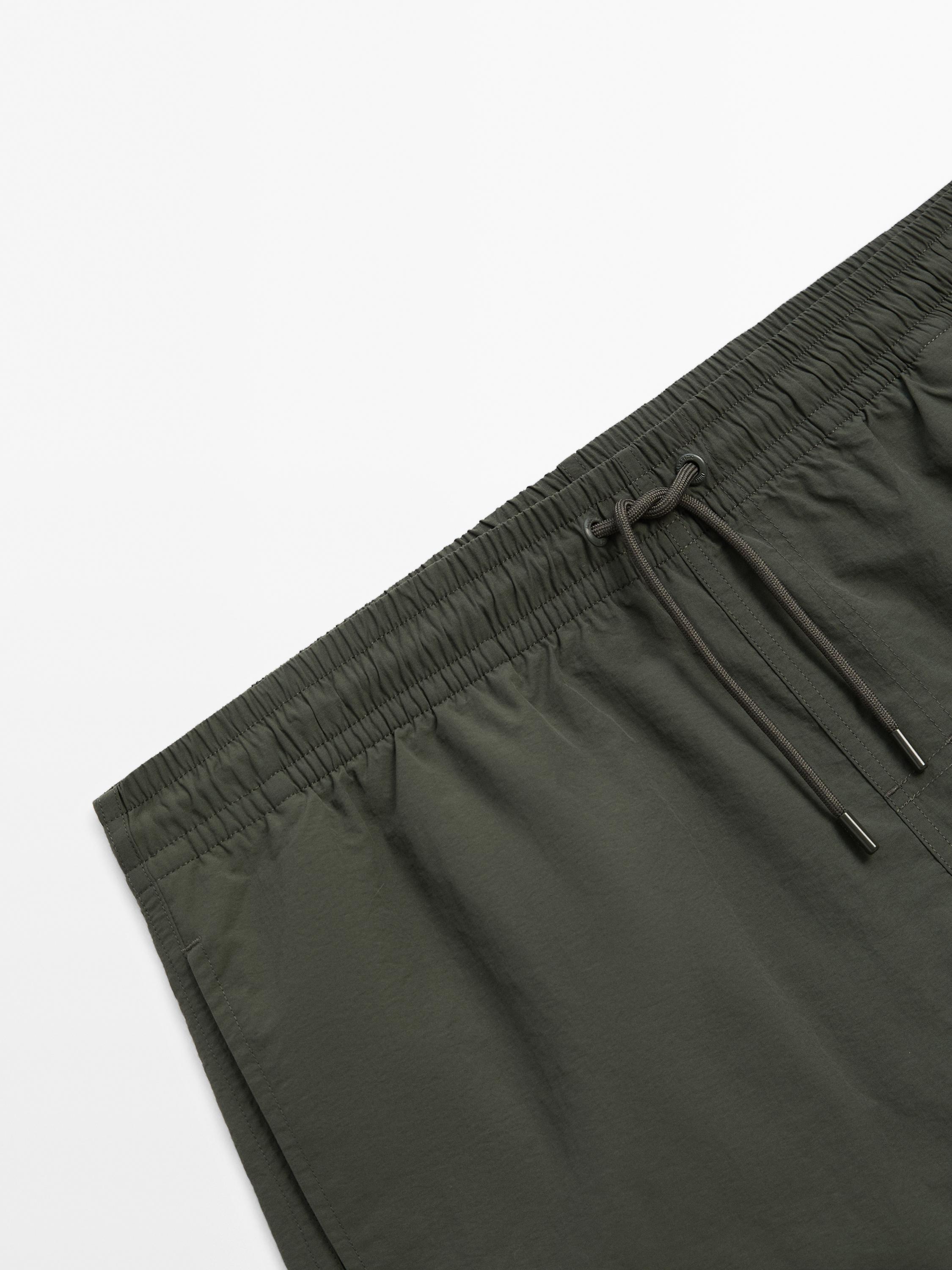 Plain short fit swimming trunks