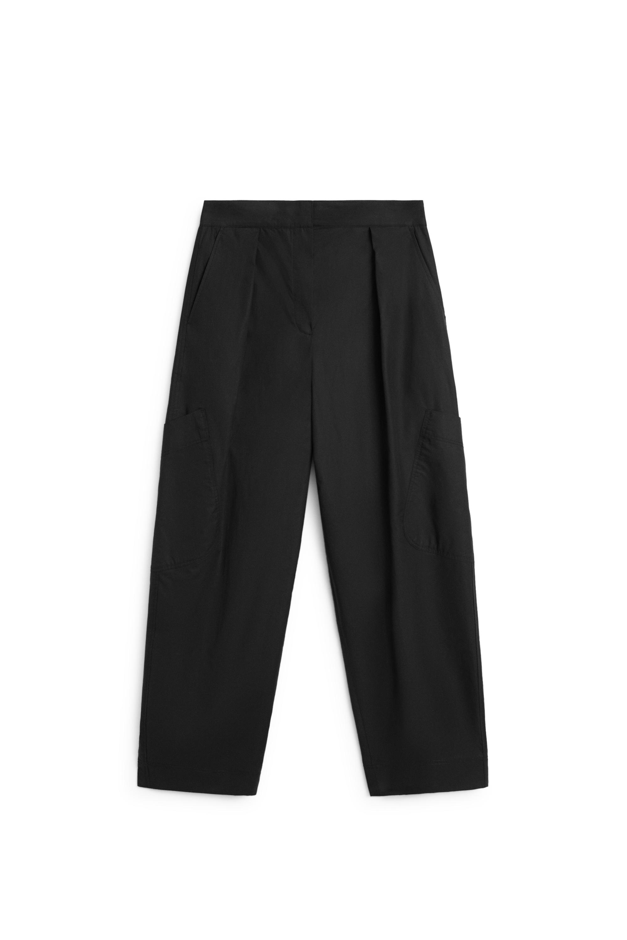 Barrel fit cargo pants — BLACK