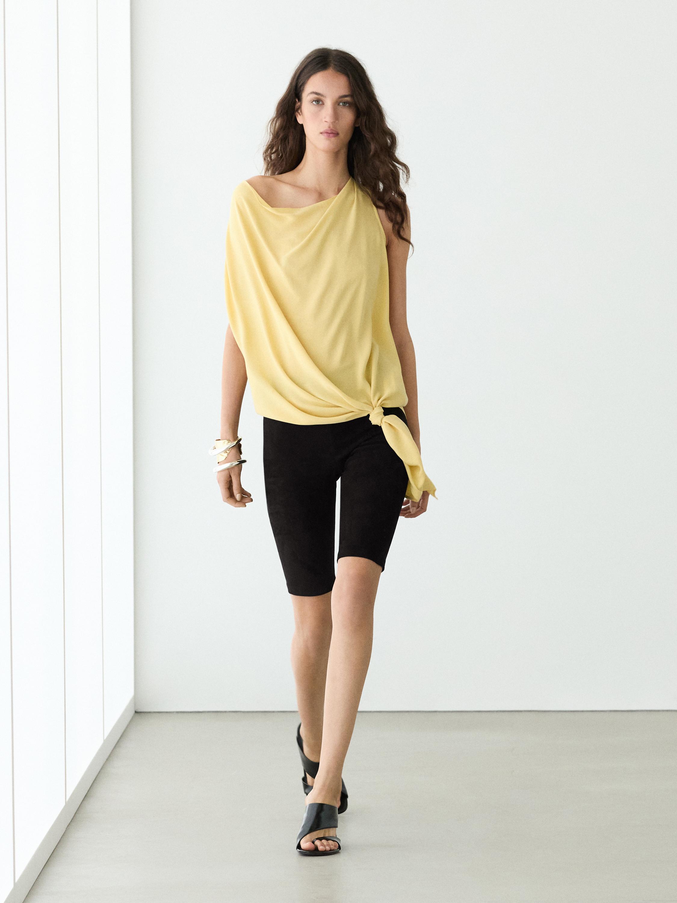 Suede leather cycling shorts — BLACK