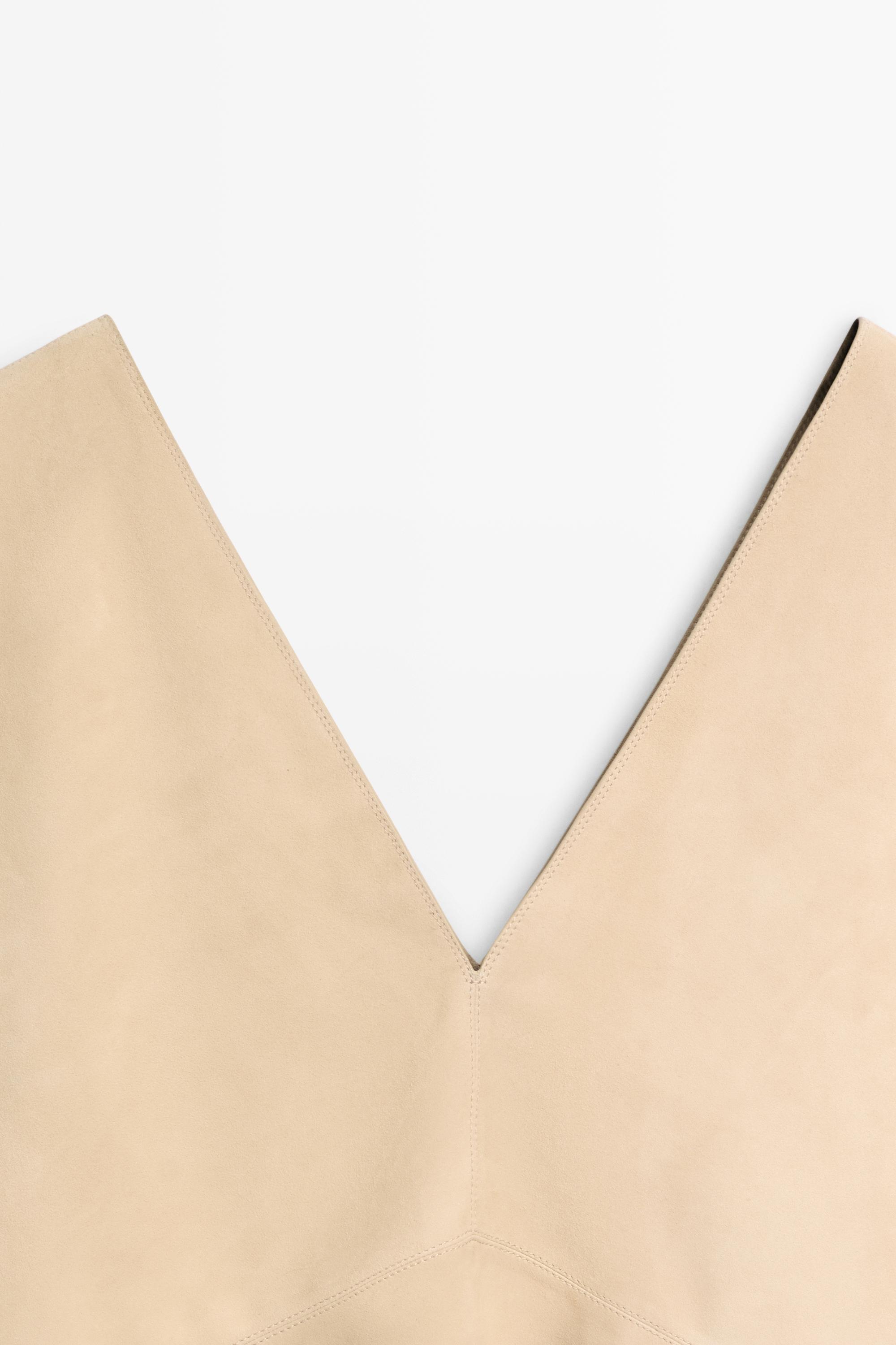 Sleeveless suede leather top — BEIGE