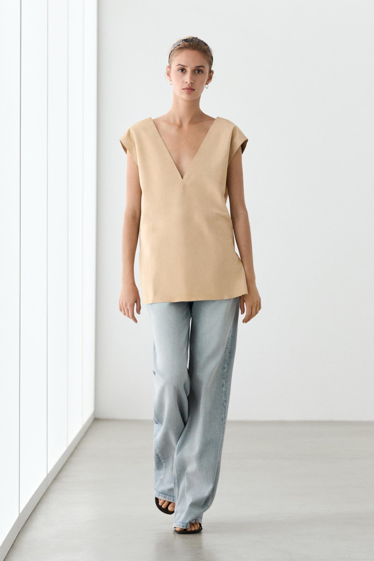 Suede sleeveless top — BEIGE