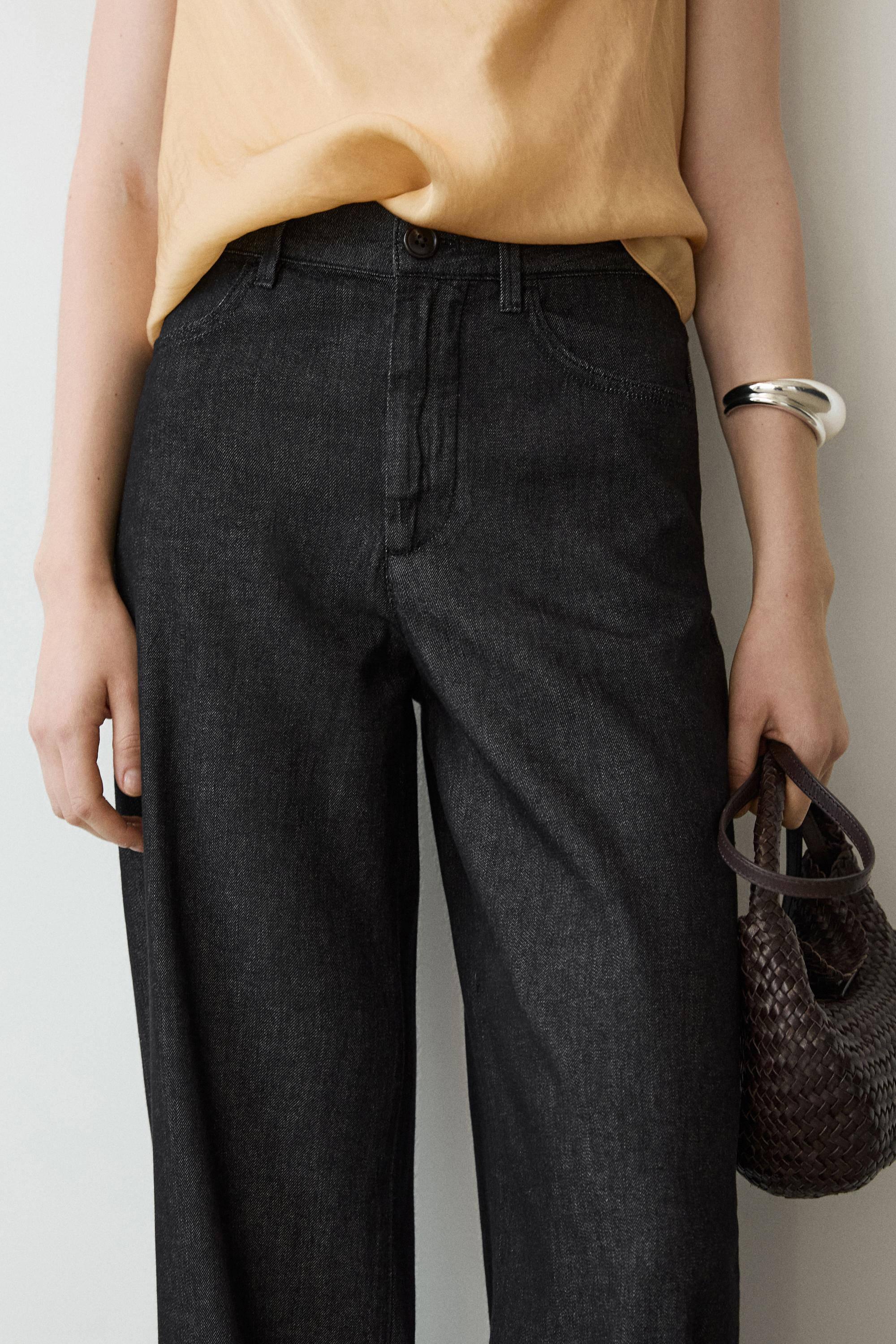 Barrel fit jeans — BLACK