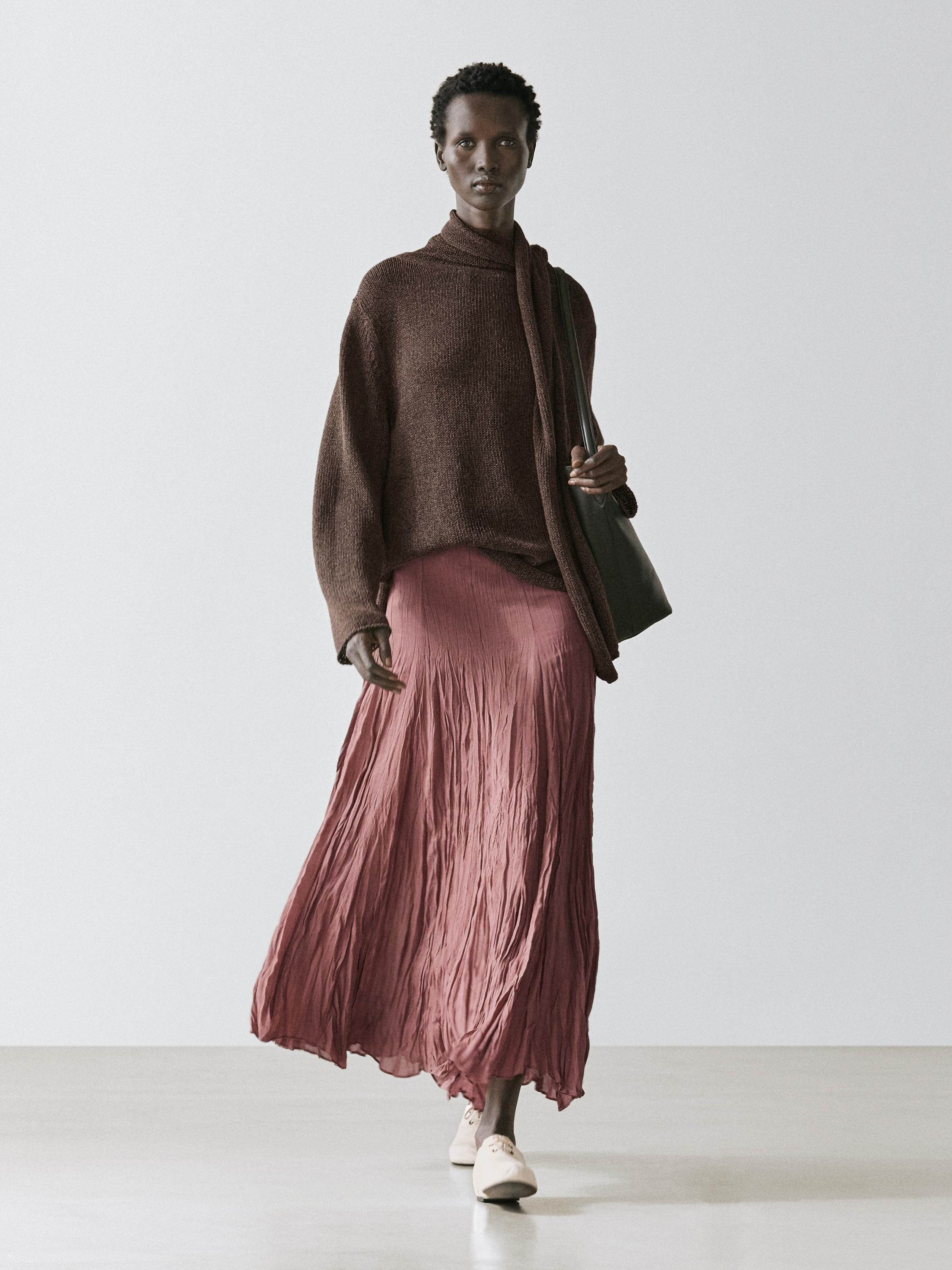 Flowing godet midi skirt — PALE PINK