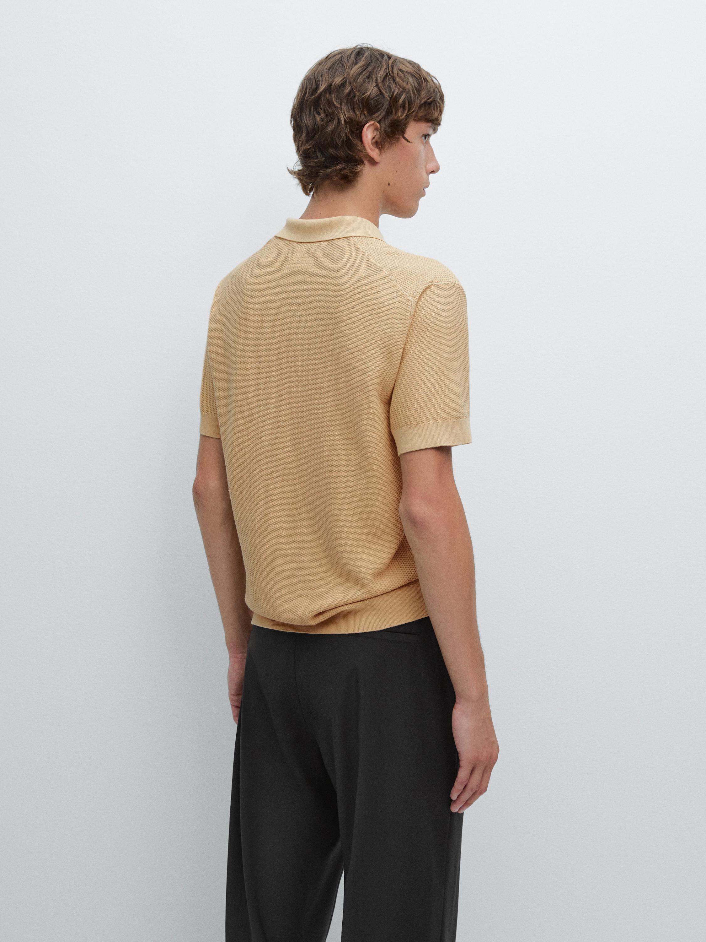Textured knit short sleeve polo shirt
