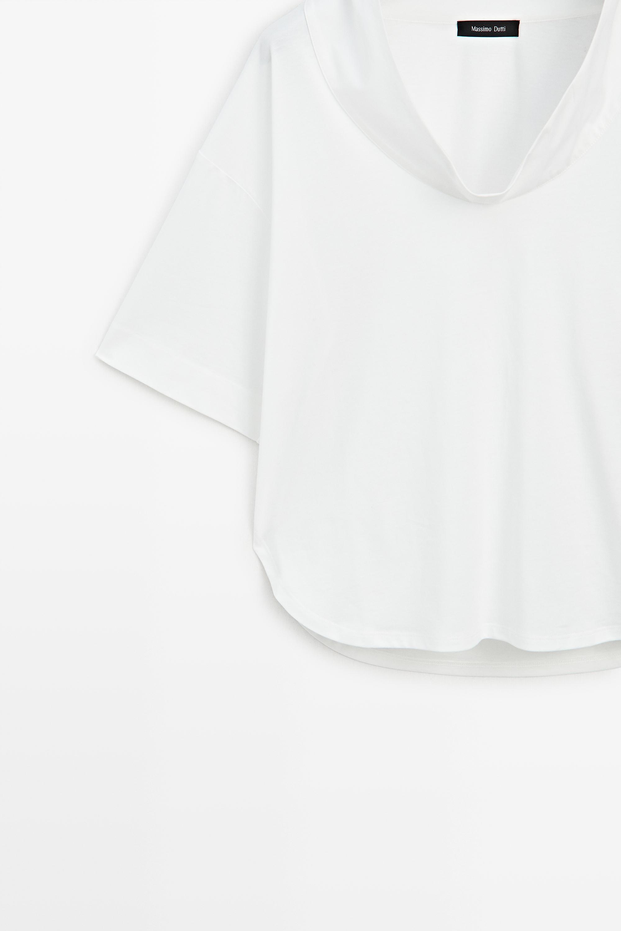 Short sleeve cotton blouse with open neck — Off white