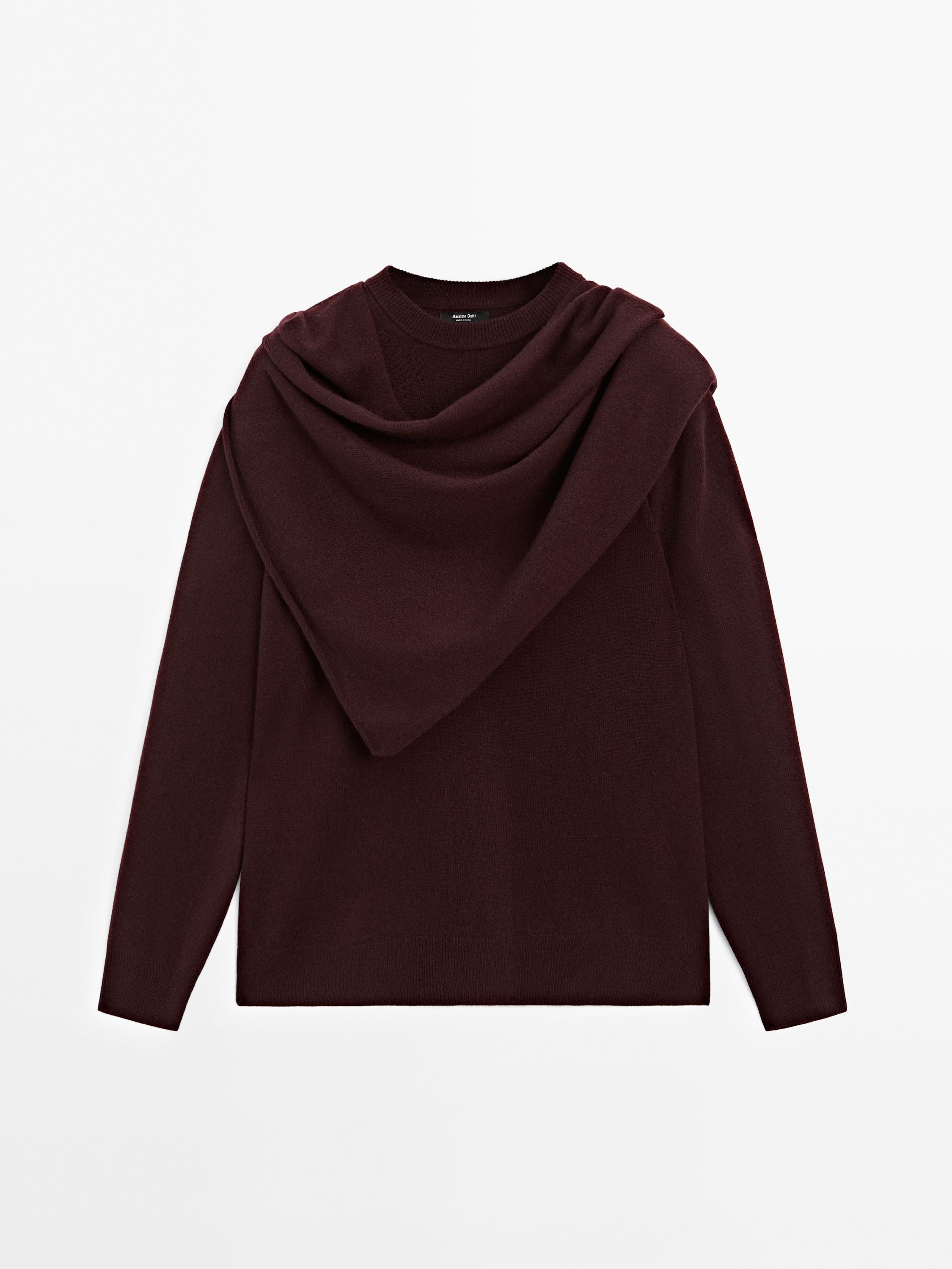 100% wool sweater with scarf