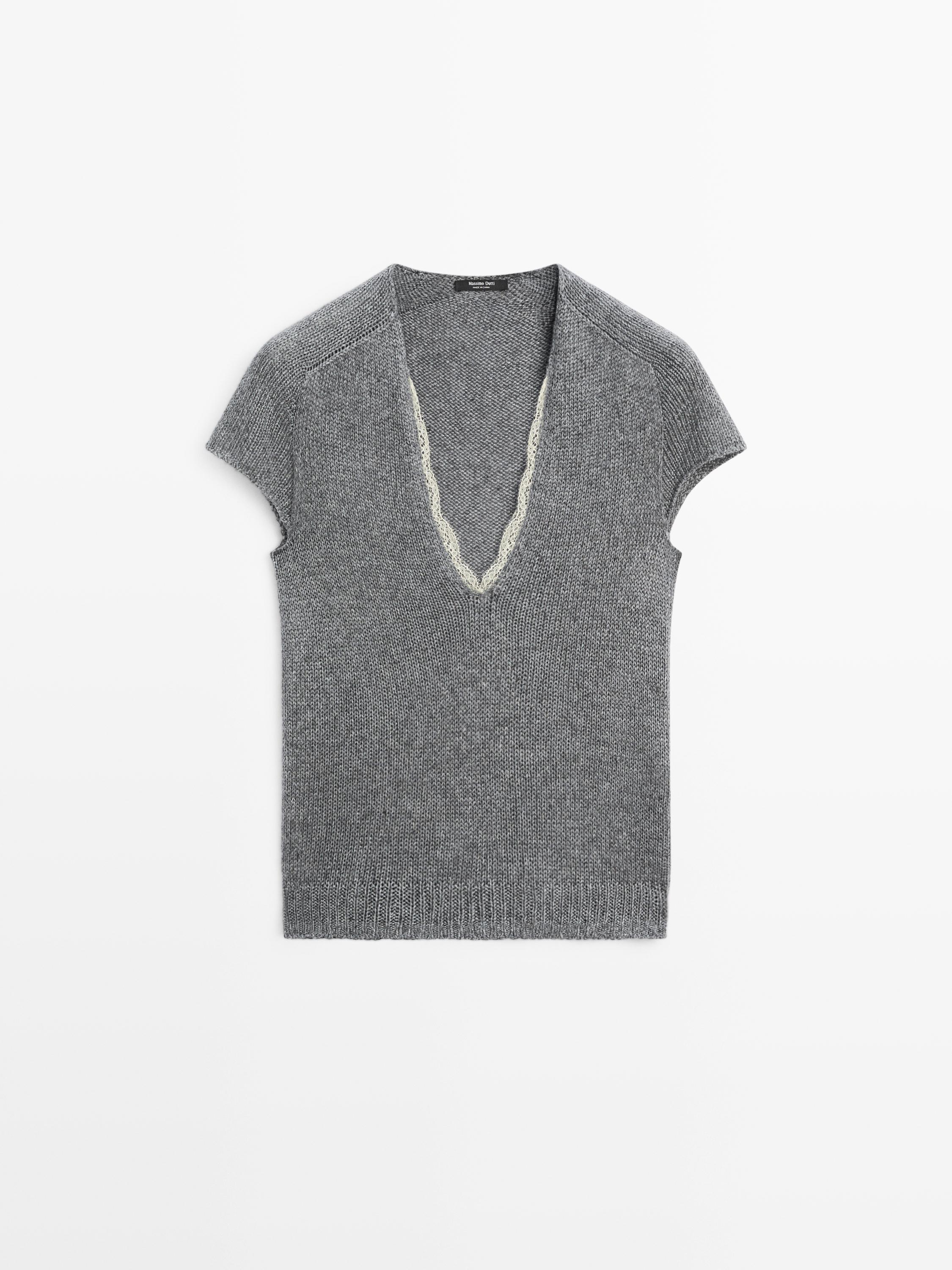 Pulovër e thurur me mëngë të shkurtra - STUDIO